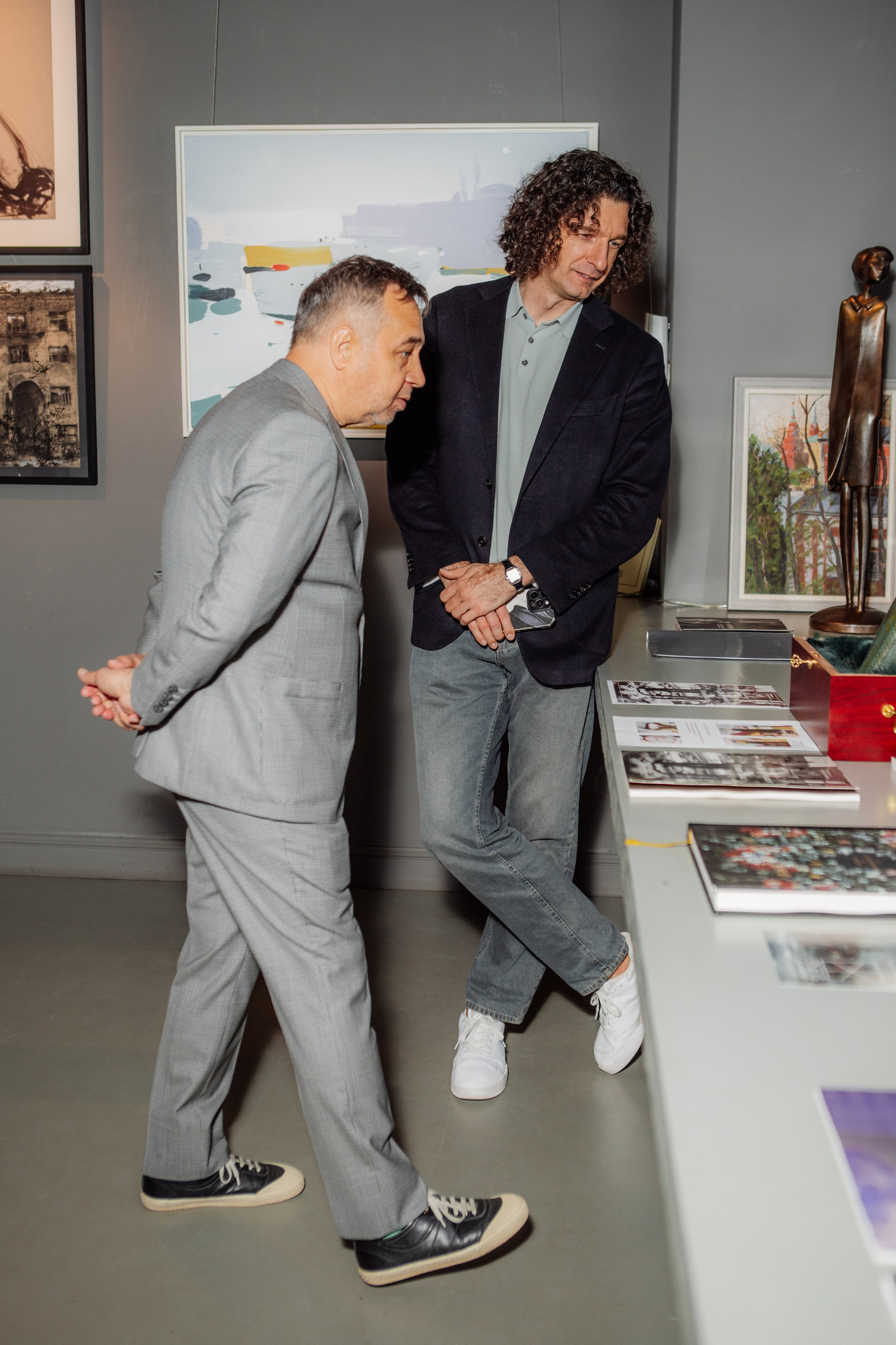 ВЫСТАВКА SNEG GALLERY. Репортажный фотограф Москва (детские праздники, квизы, концерты, дни рождения, свадьбы)