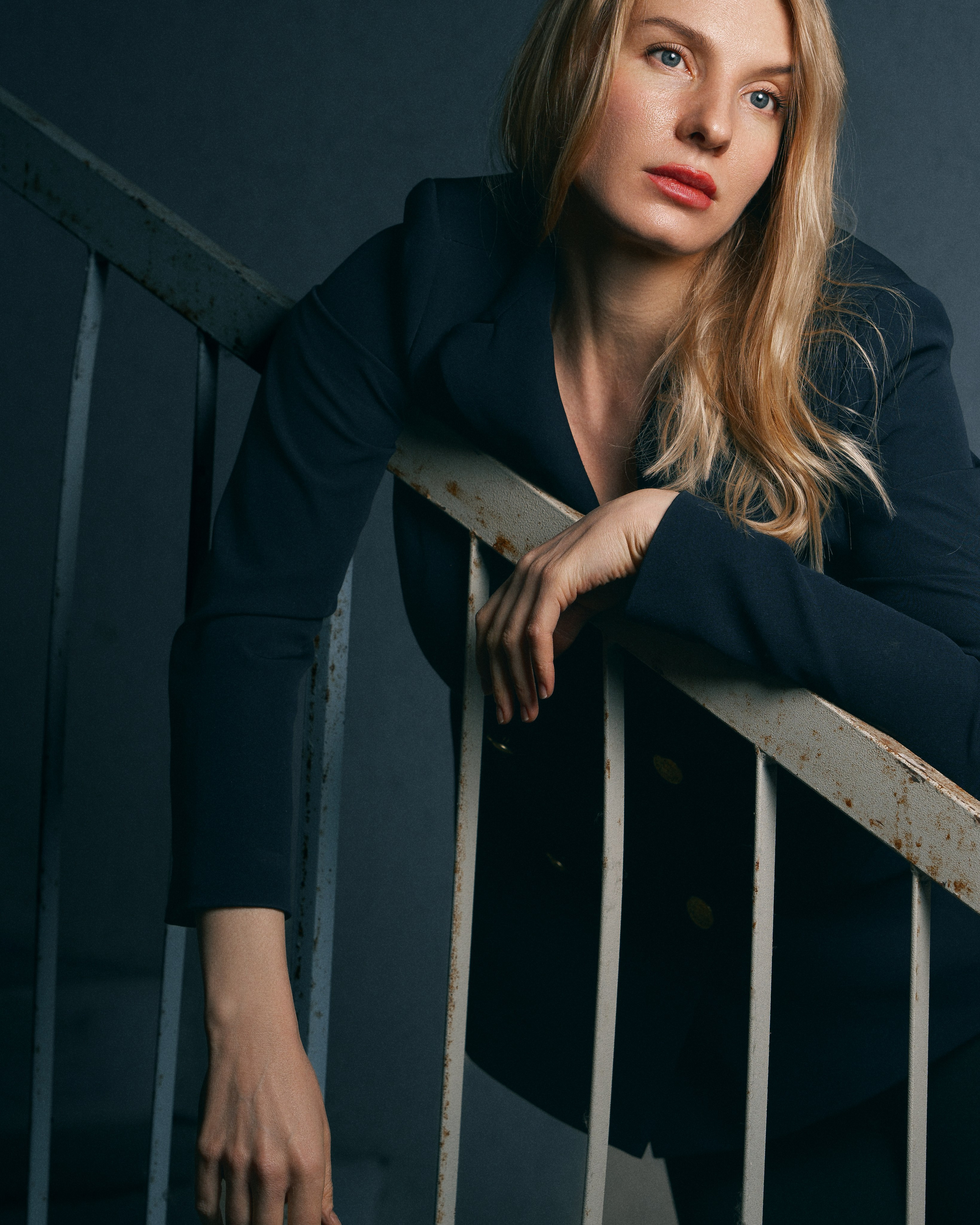 Фотосессия в подьезде). Фотограф в Москве — Евгений Мельников