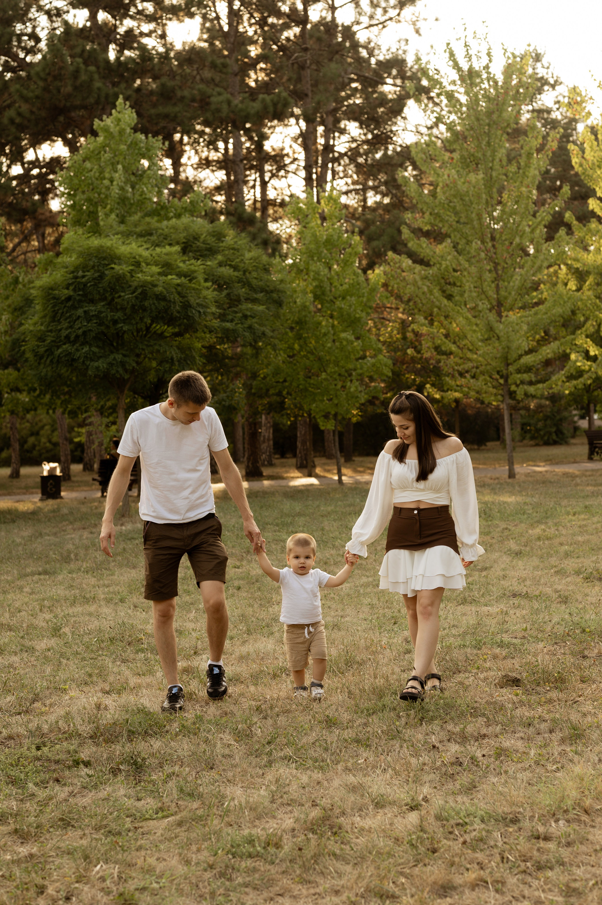 Летняя семейная фотосессия в парке. Свадебный и семейный фотограф в Краснодаре Алина Мельник
