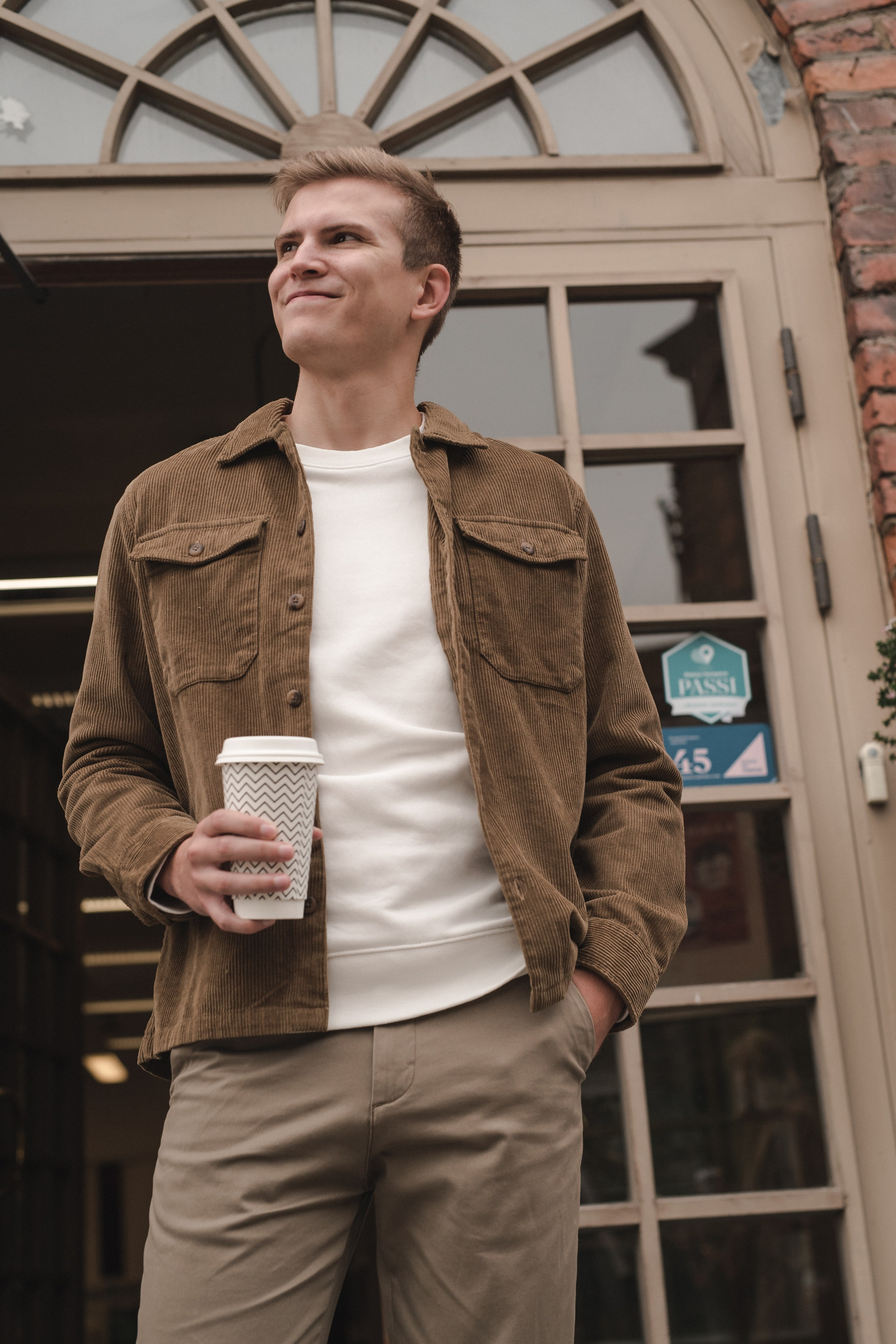 Emilia and Ettu. Family and content photographer