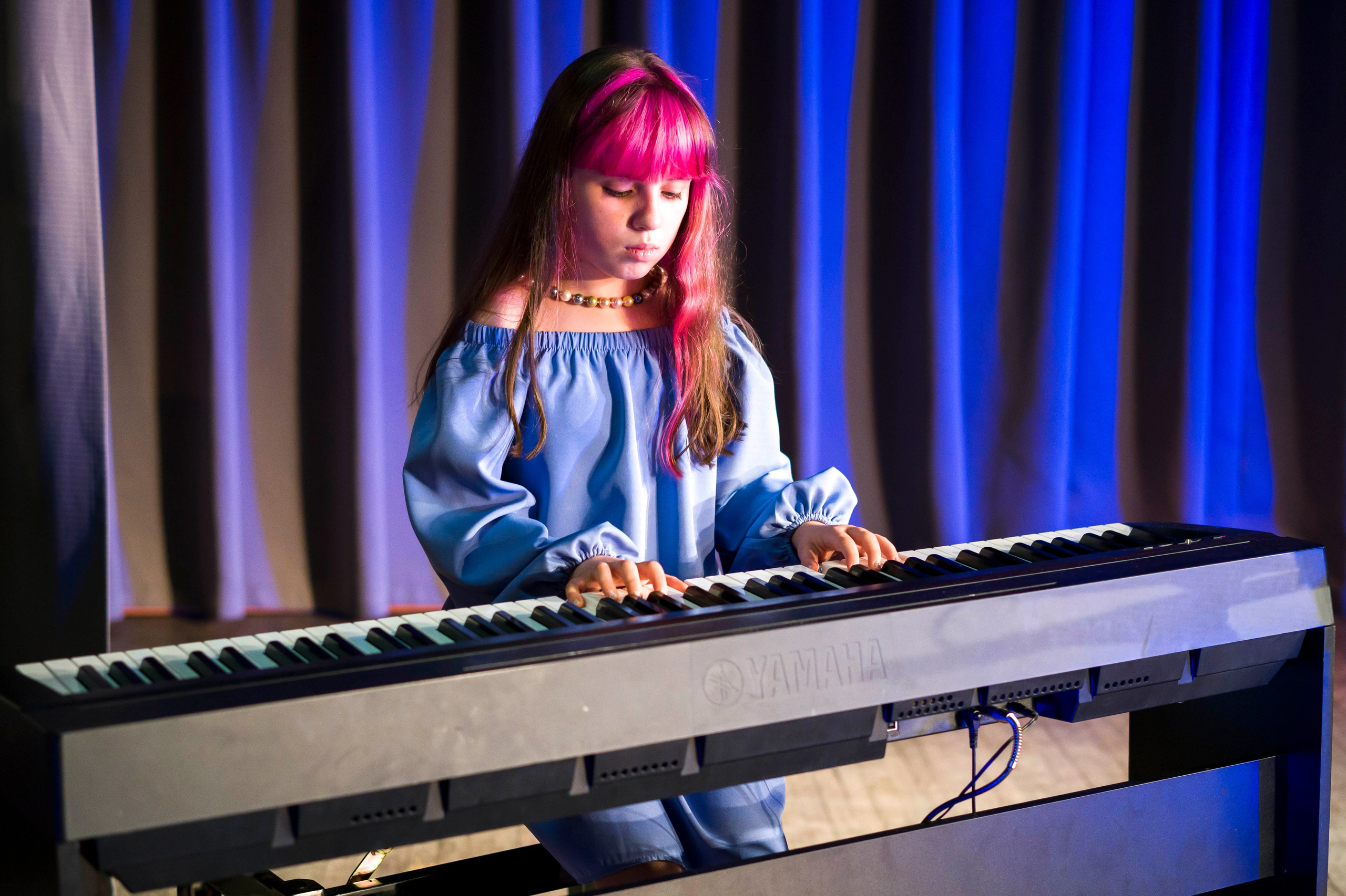 Концерт вокальной студии. Фотограф в Санкт-Петербурге. Репортажная и все съёмки для бизнеса