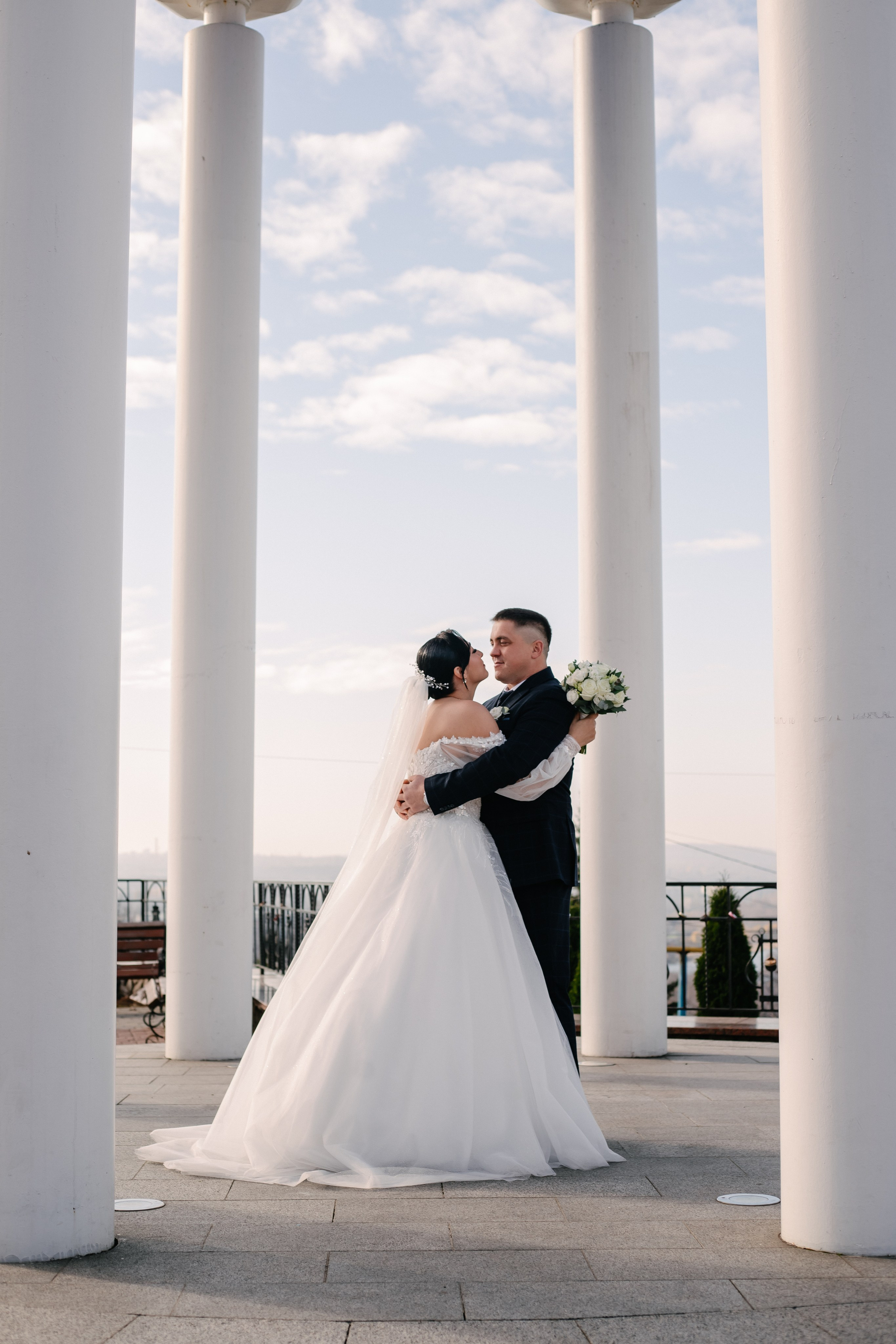 Свадебная прогулка в г. Старый оскол. Свадебный фотограф в Старом Осколе Тулинова Мария