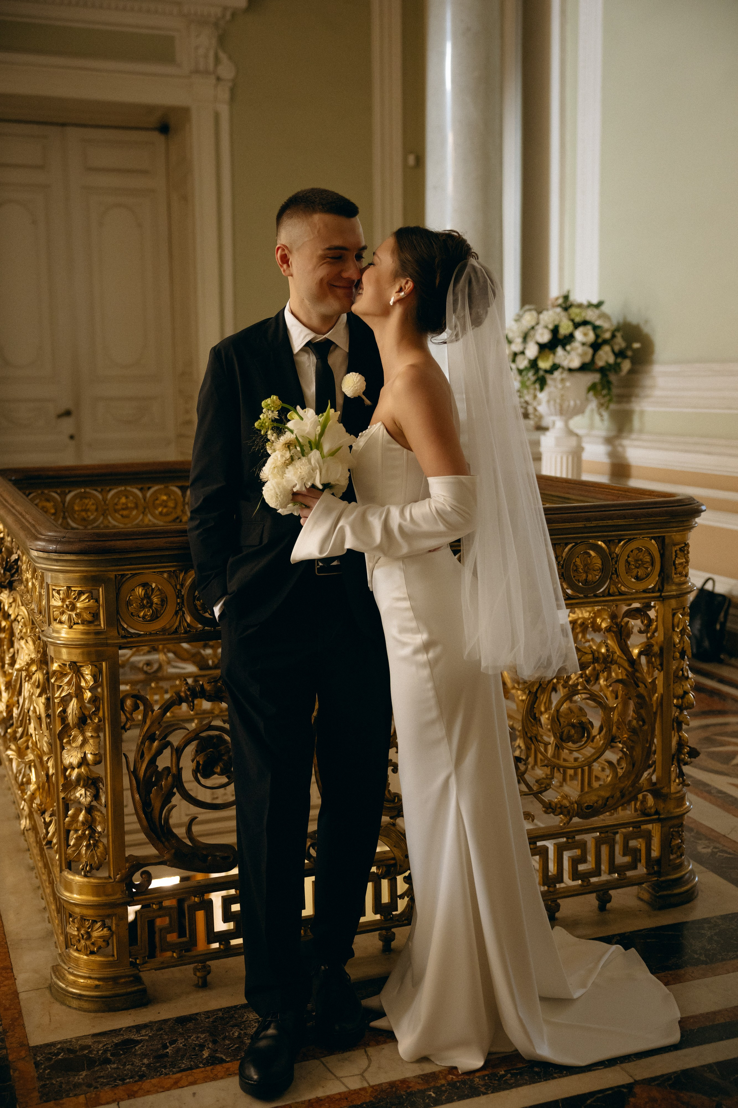 Только вдвоем под небом Петербурга. Свадебный фотограф Таня Караисаева