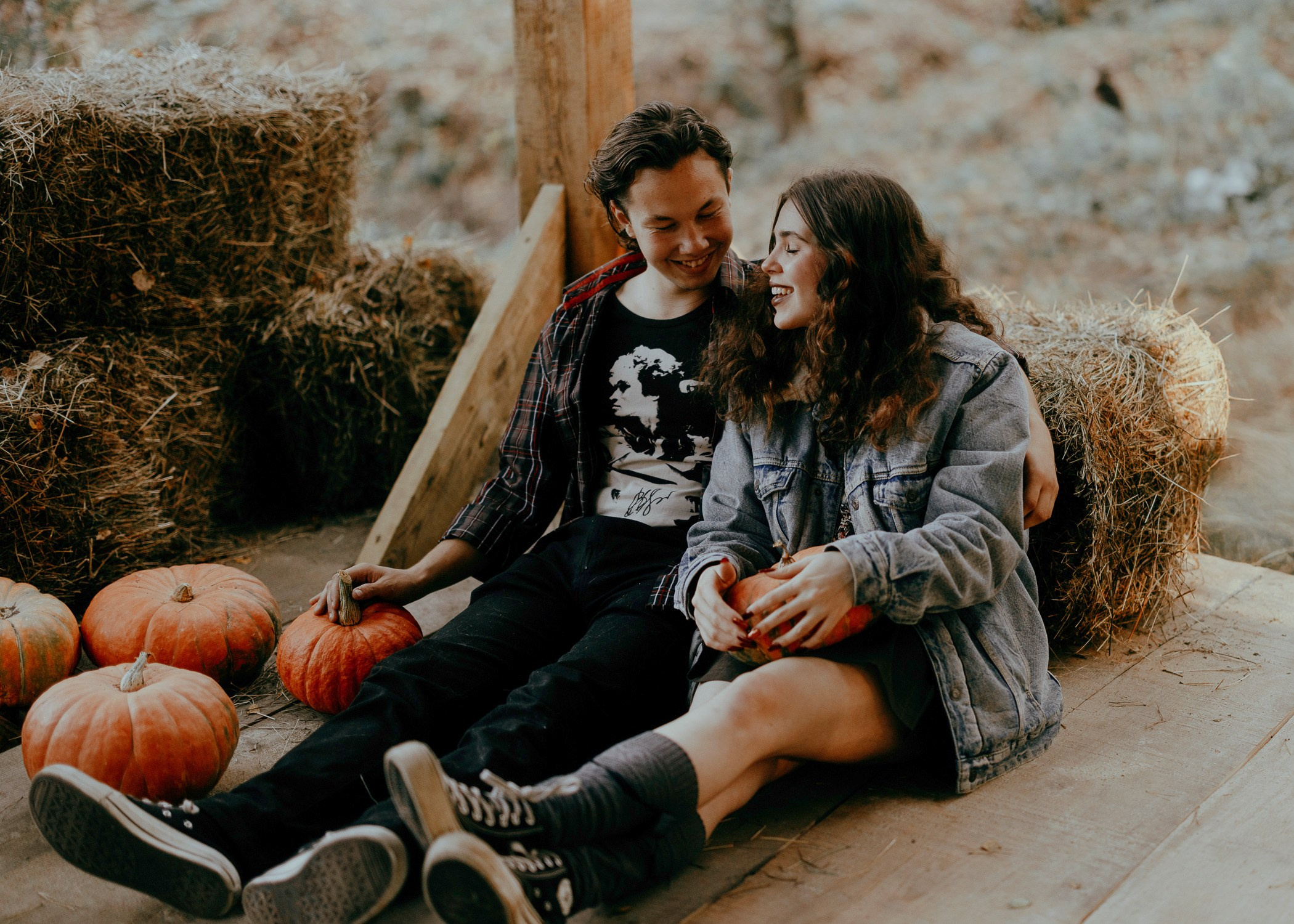 Сеновал — деревенский уголок для ваших фотосессий в Зачарованном саду, Екатеринбург. Фотостудия «Зачарованный Сад» в 20 минутах от центра Екатеринбурга