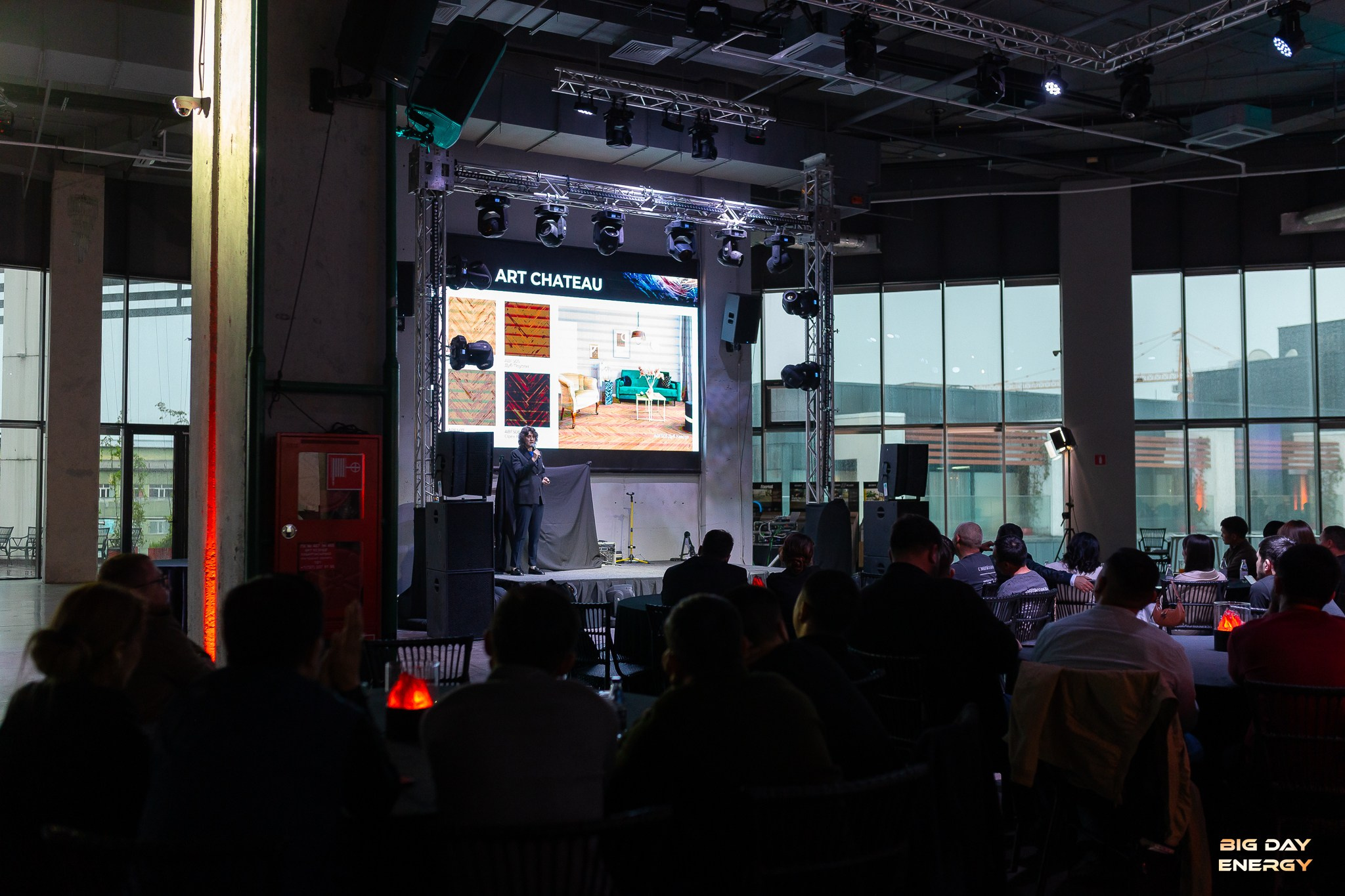 MIKHAIL VASSILYEV — Свадебный и Репортажный фотограф в Алматы