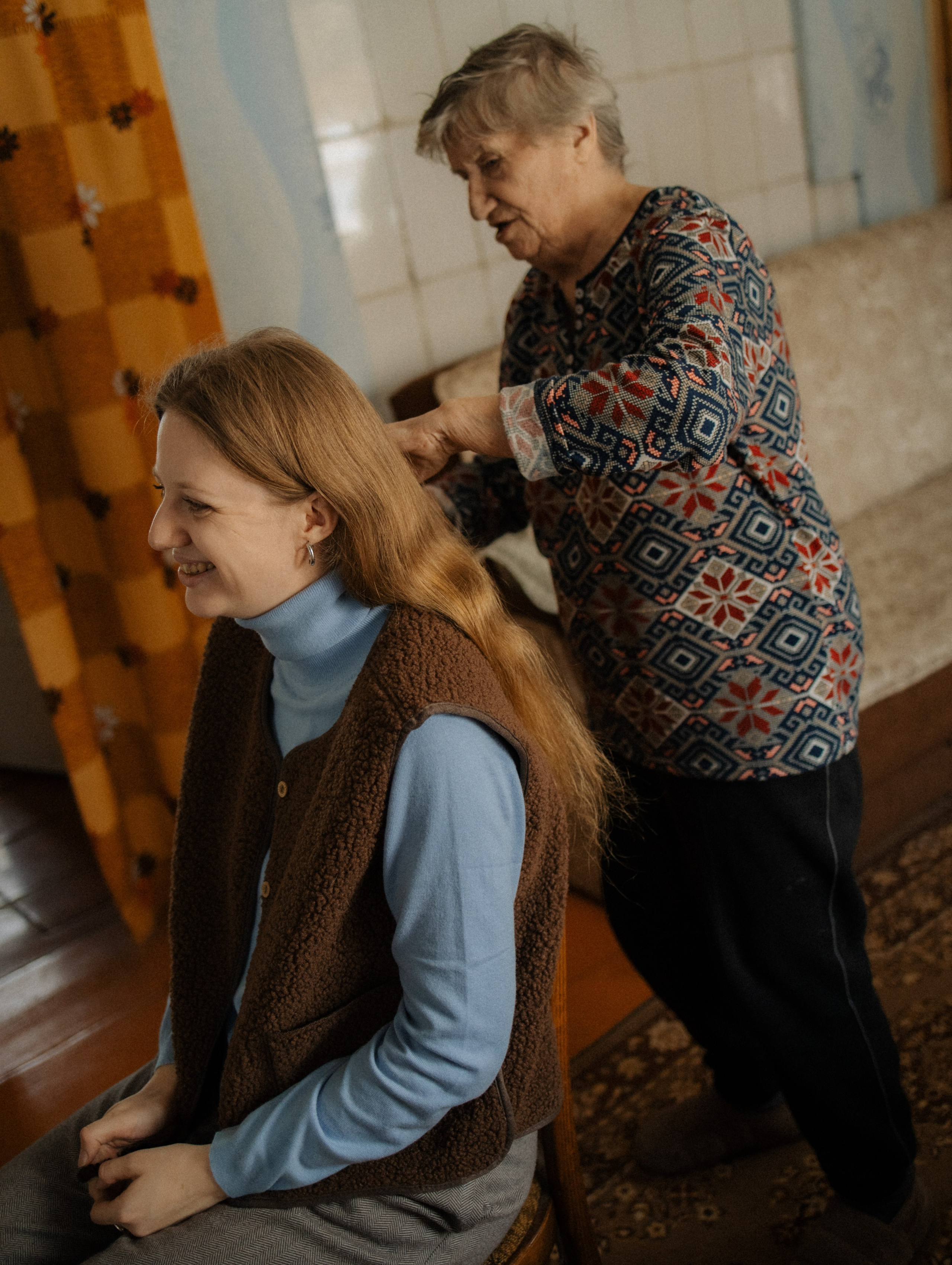 Домашняя история бабушки и внучки. Фотограф Углич и Ярославль Ольга Тятюшкина