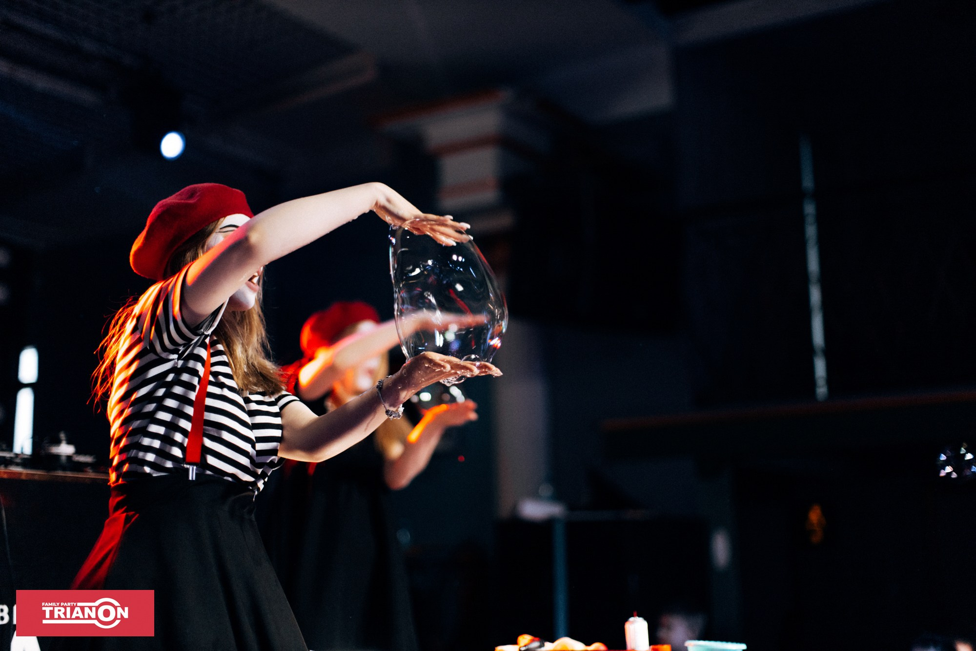 Семейная дискотека TRIANON. Фотограф Владимир Молоканов