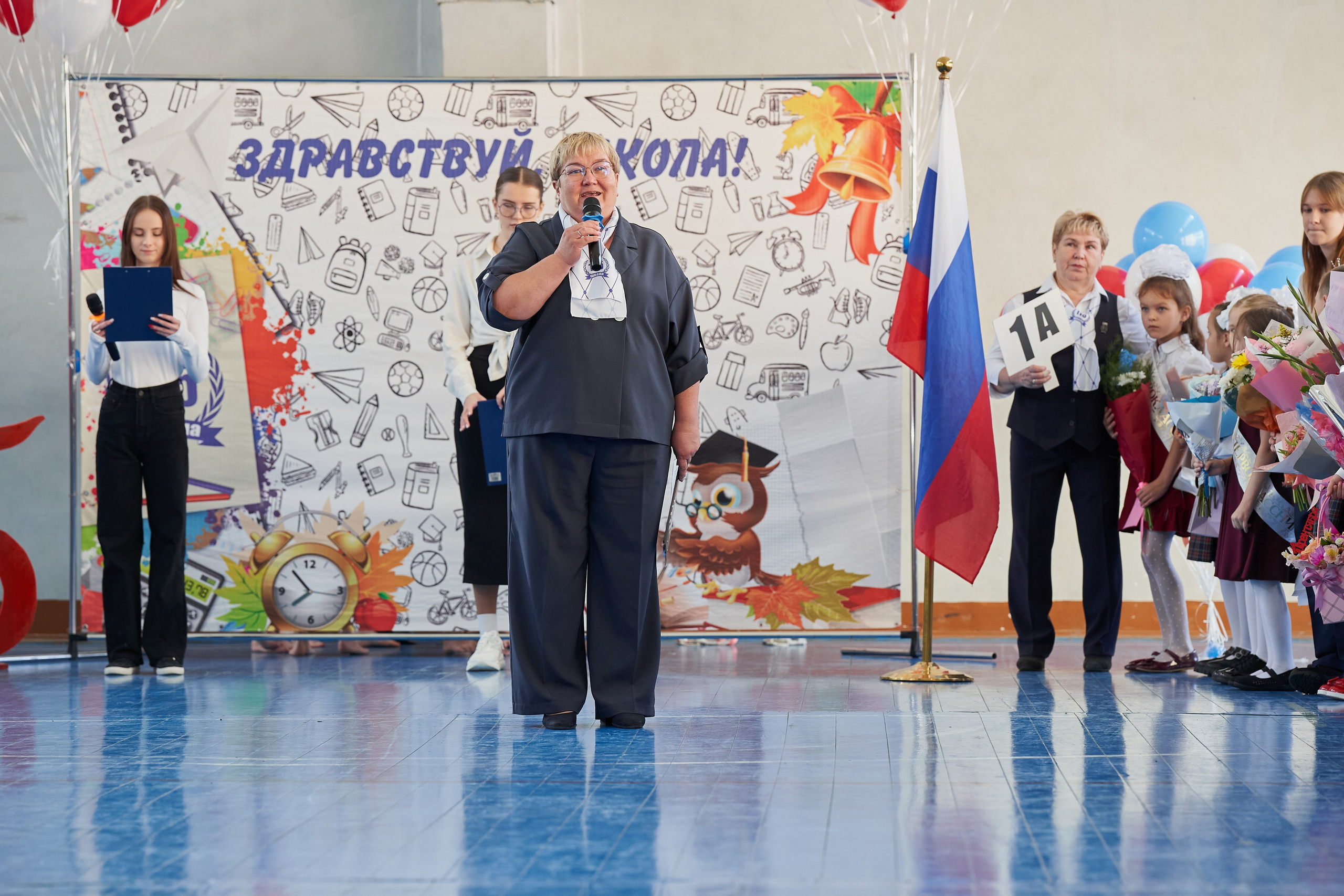 Школьная линейка 1 сентября. Выпускные альбомы в Екатеринбурге, от Анастасии Саловой