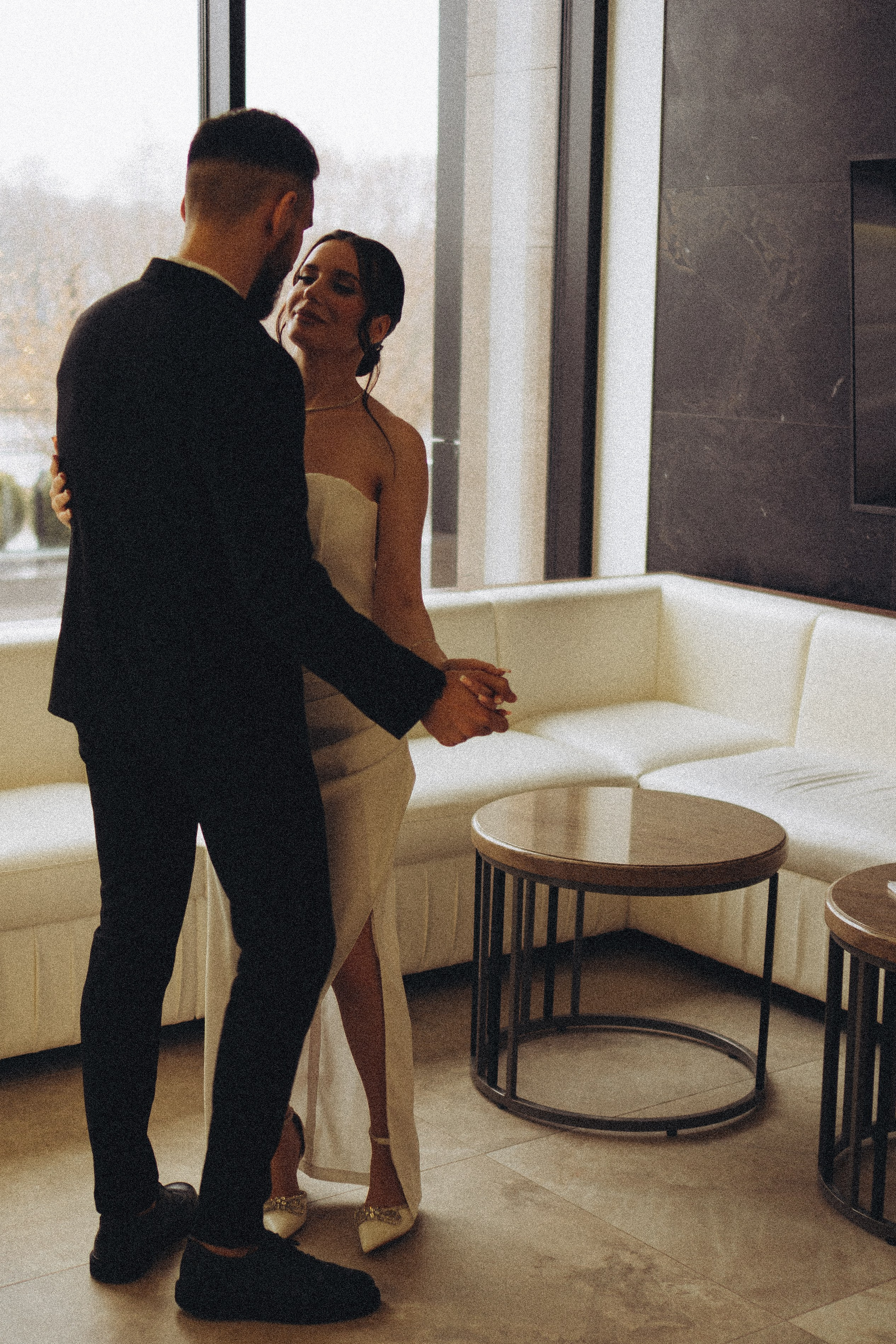 СВАДЕБНАЯ СЬЕМКА СБОРОВ ЖЕНИХА И НЕВЕСТЫ В ОТЕЛЕ И ТАКЖЕ ФОТОСЕССИИЯ В ОТЕЛЕЕ МЕГАПОЛИС БРЯНСК. Профессиональный фотограф, Санкт-Петербург — Виктория Богомолова