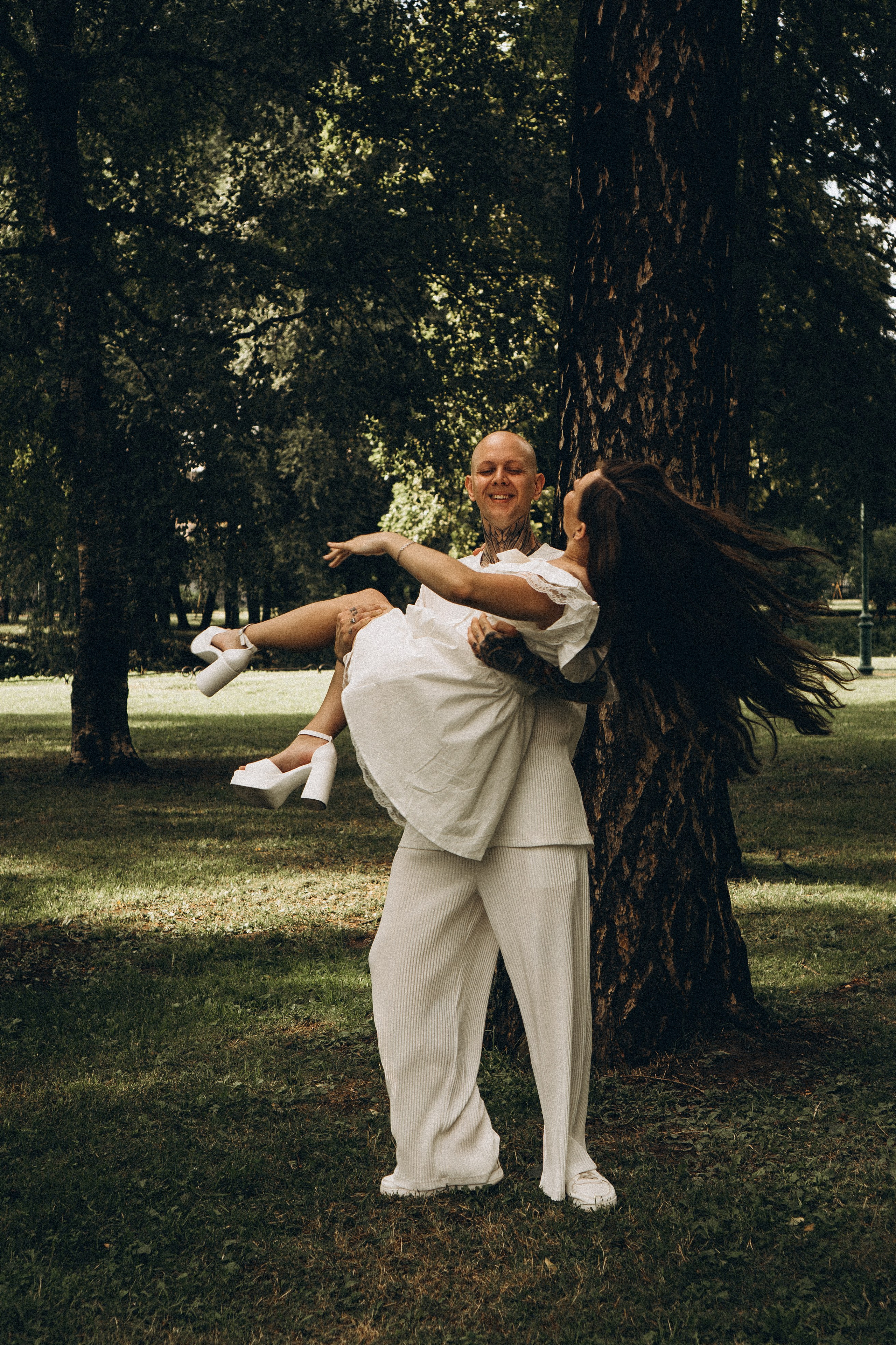 СВАДЕБНАЯ ПРОГУЛКА ПО ТАВРИЧЕСКОМУ САДУ И НЕВСКОЙ РАТУШЕ. Профессиональный фотограф, Санкт-Петербург — Виктория Богомолова