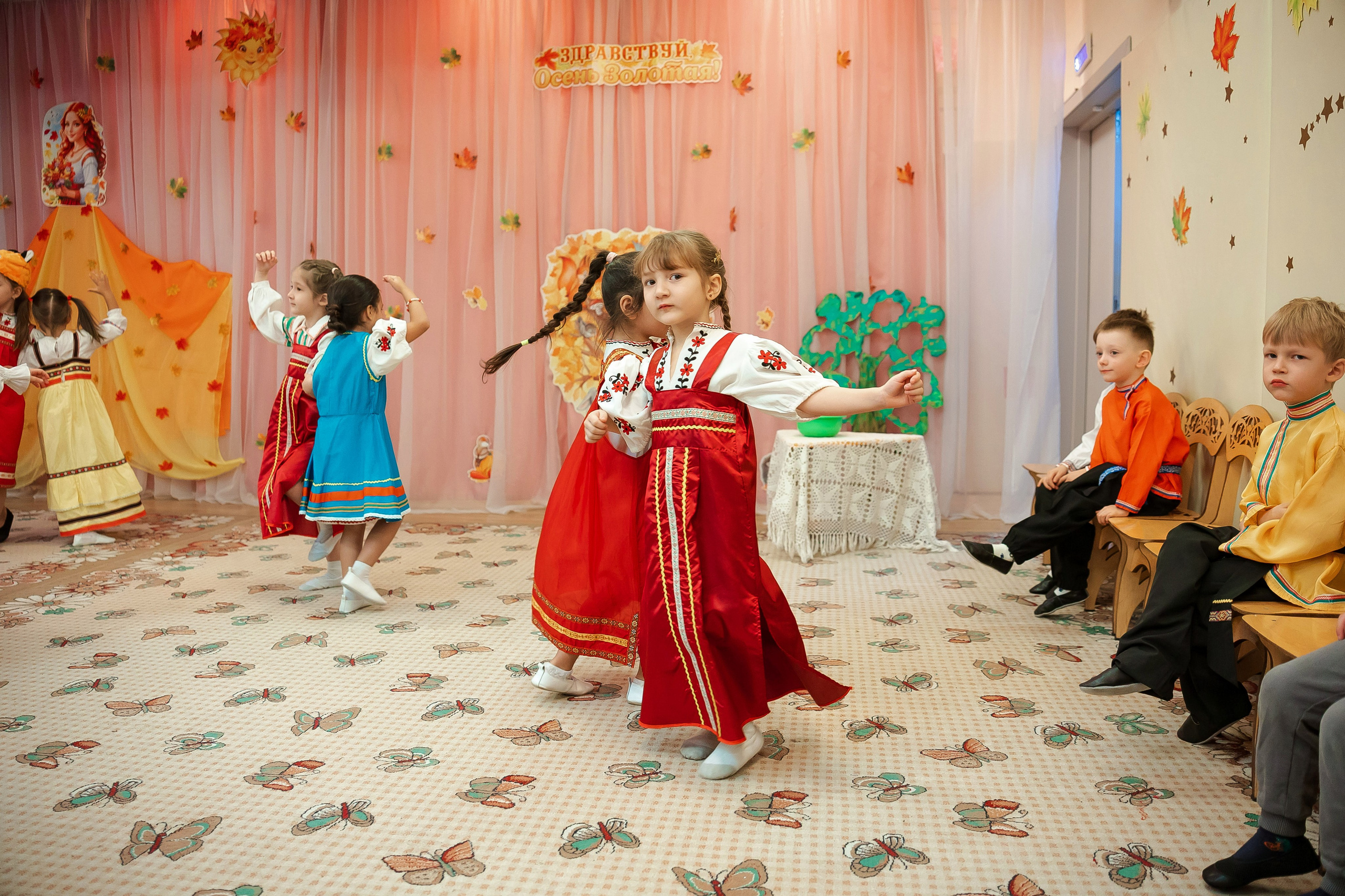 Осенний утренник. Семейный и детский фотограф в Москве Александра Мак