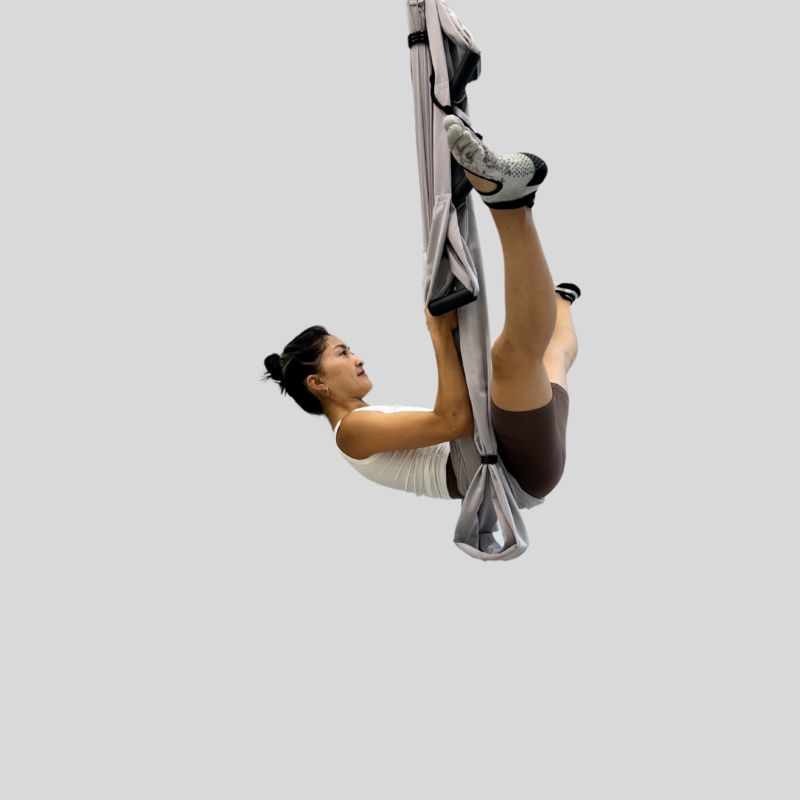 Флай йога, aerial yoga, аэро йога, связка в гамаке, позы в гамаке, aerial yoga exercise, fly yoga practice, fly yoga low, низкий гамак. Преподаю и провожу обучение по флай йоге