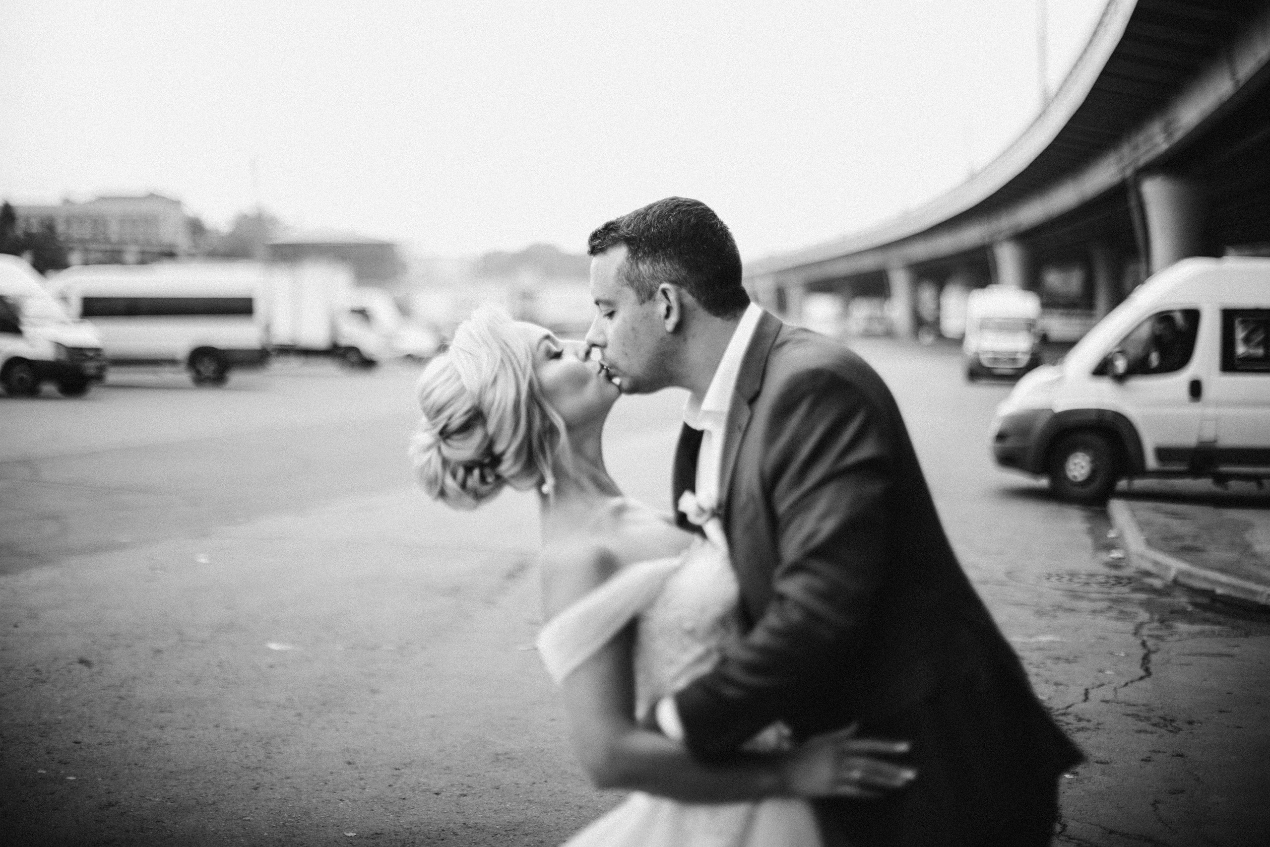 Вдыхая аромат прекрасный, на лепестках её атласных. Душевный фотограф Ваших самых ярких событий Марина Погребняк