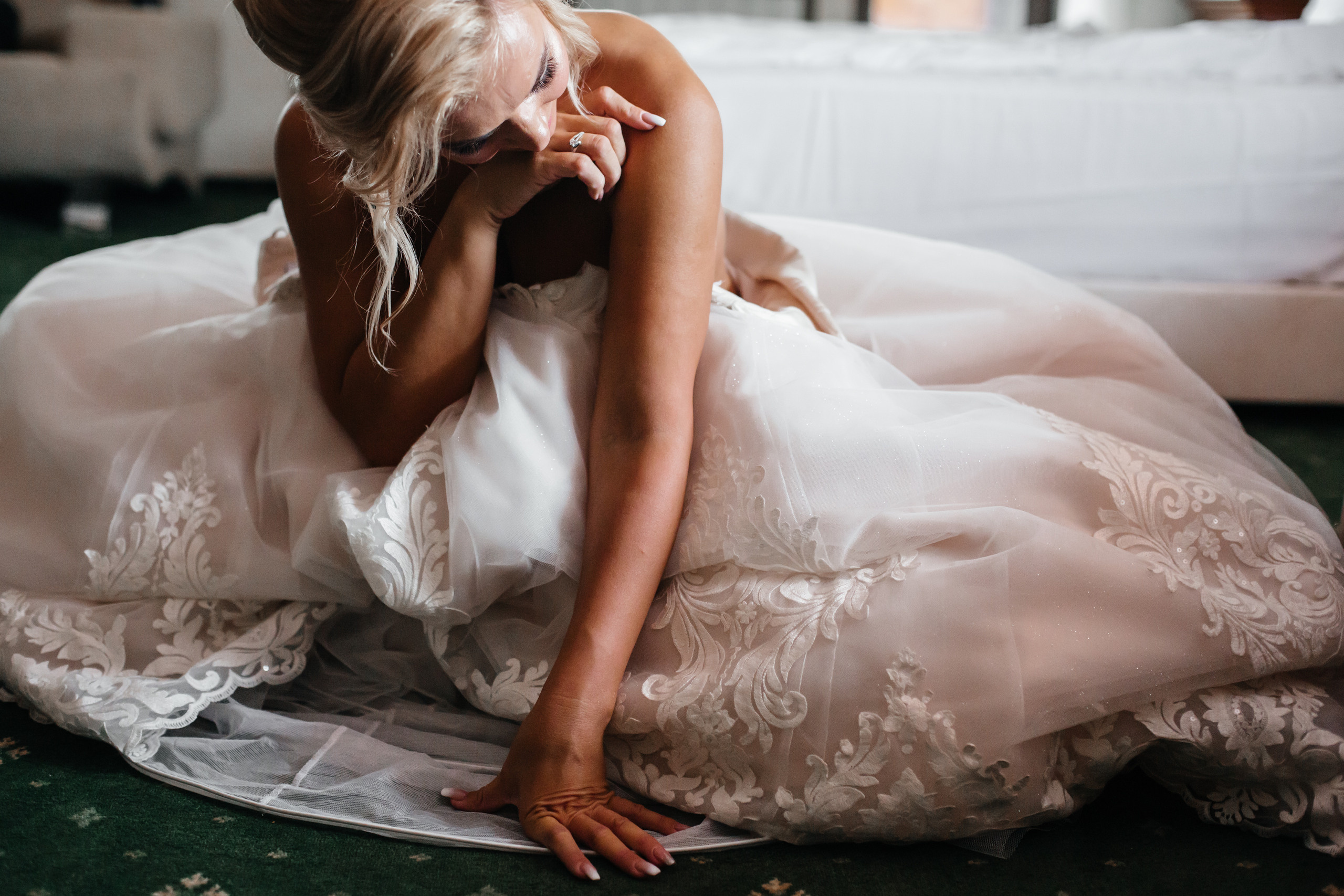 Вдыхая аромат прекрасный, на лепестках её атласных. Душевный фотограф Ваших самых ярких событий Марина Погребняк