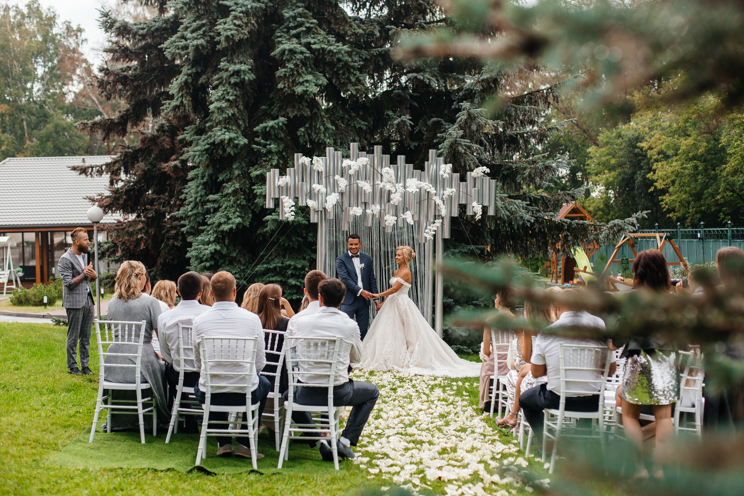 Вдыхая аромат прекрасный, на лепестках её атласных. Душевный фотограф Ваших самых ярких событий Марина Погребняк