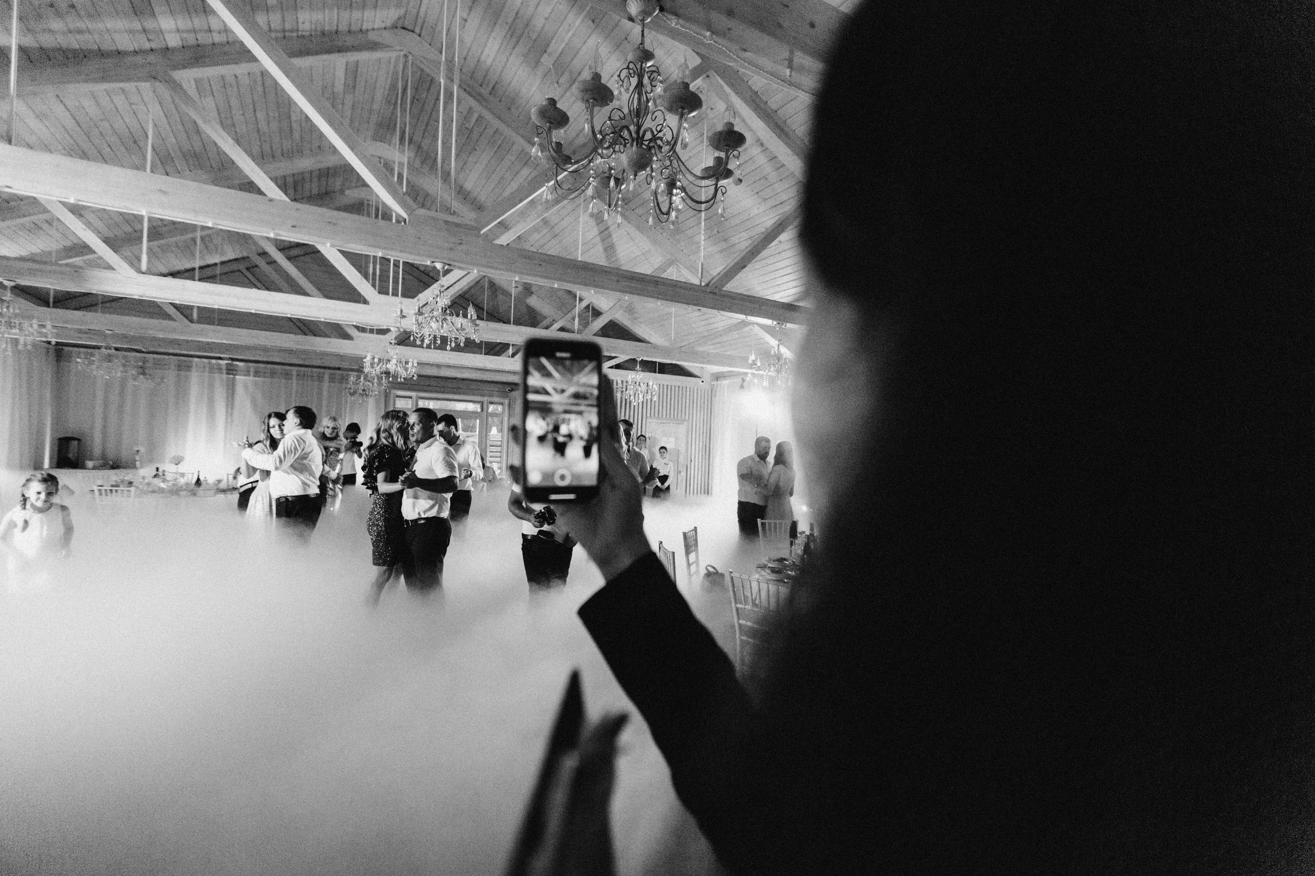 Вдыхая аромат прекрасный, на лепестках её атласных. Душевный фотограф Ваших самых ярких событий Марина Погребняк