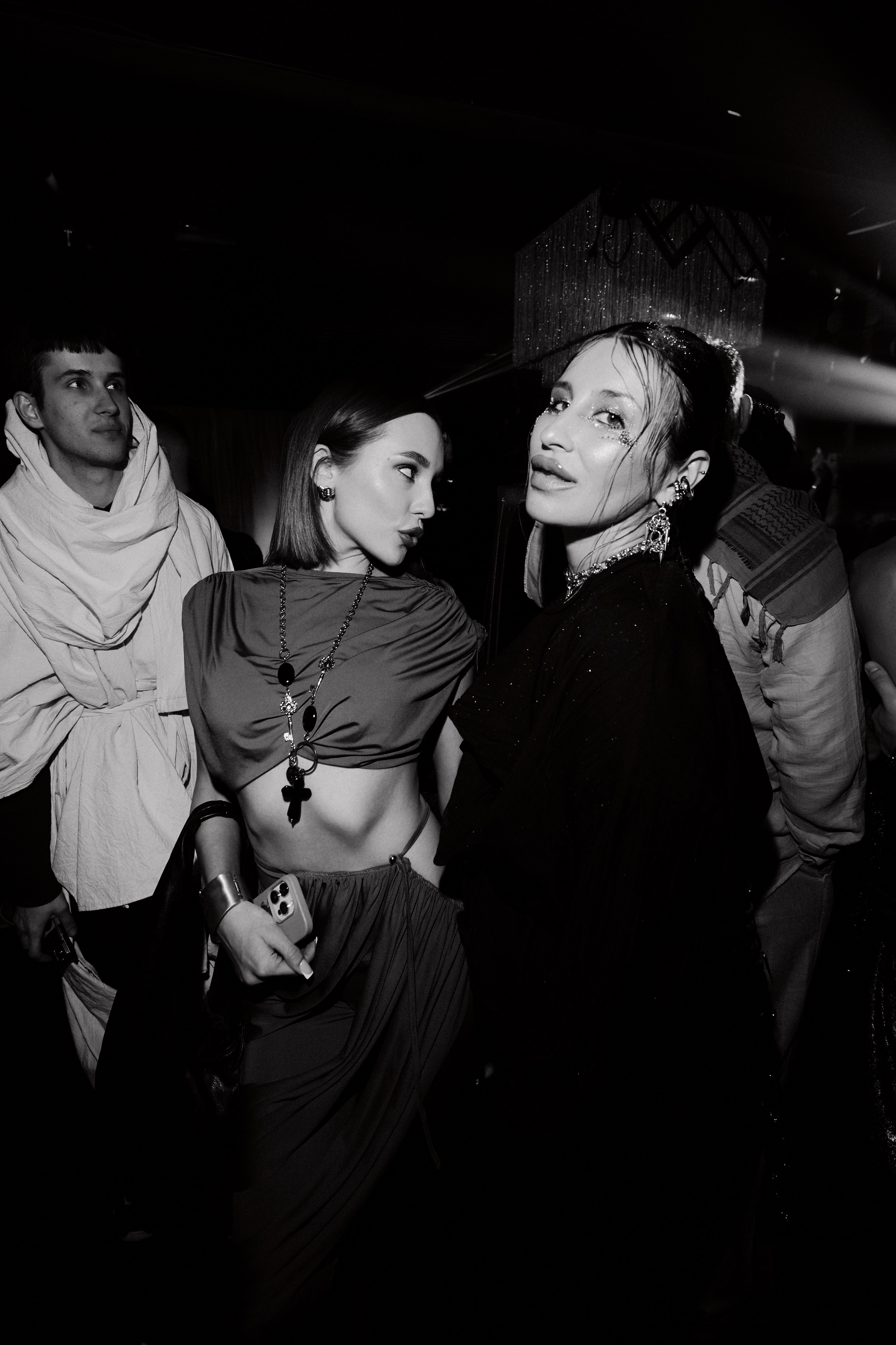 ILLEGAL FRIENDS MIRAGE. ФОТОГРАФ НА МЕРОПРИЯТИЕ ОТ СОЛЬ МЕДИА PRODUCTION