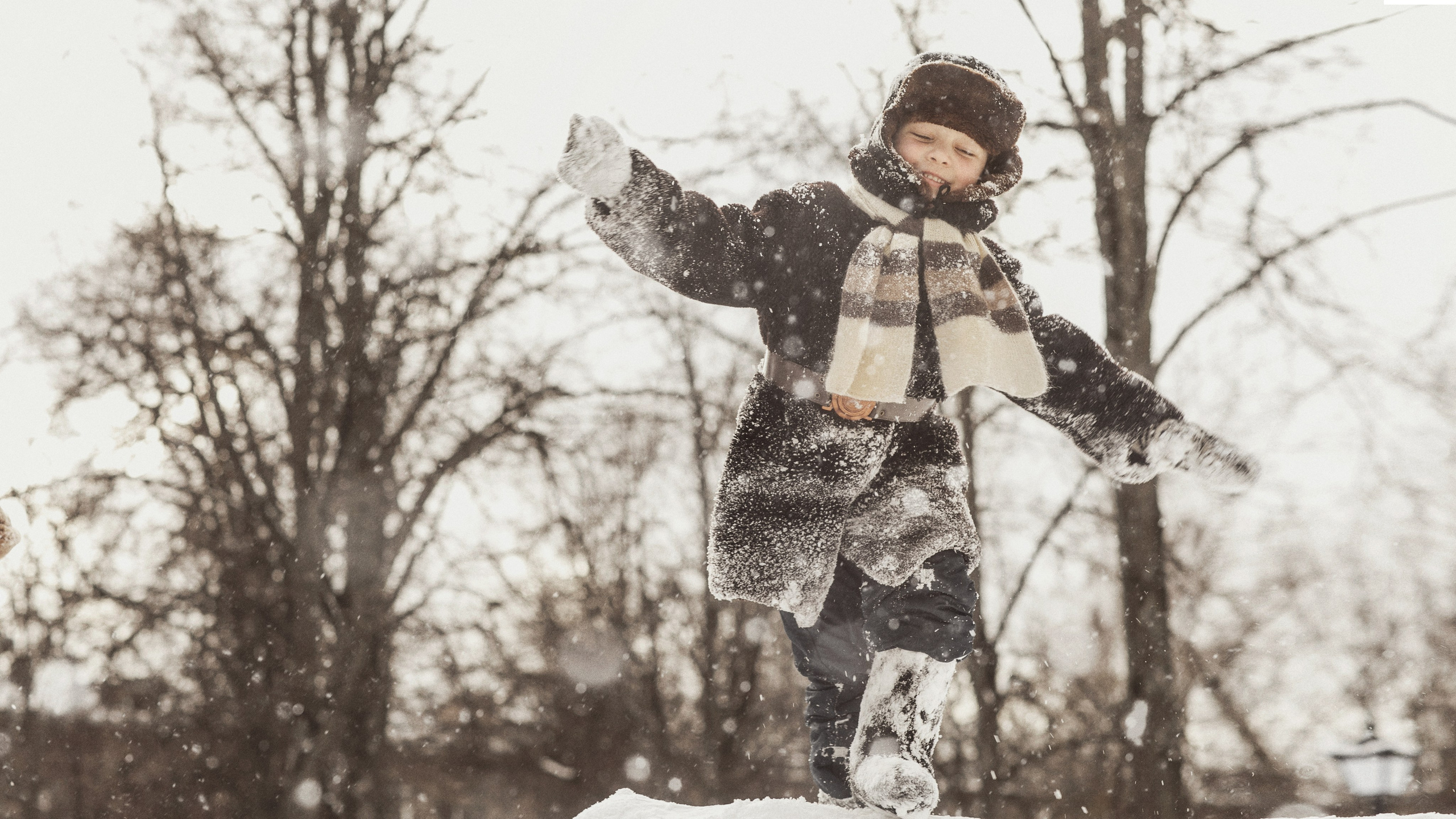 Старый двор. Фотограф и режиссер Сергей Спирин. Москва