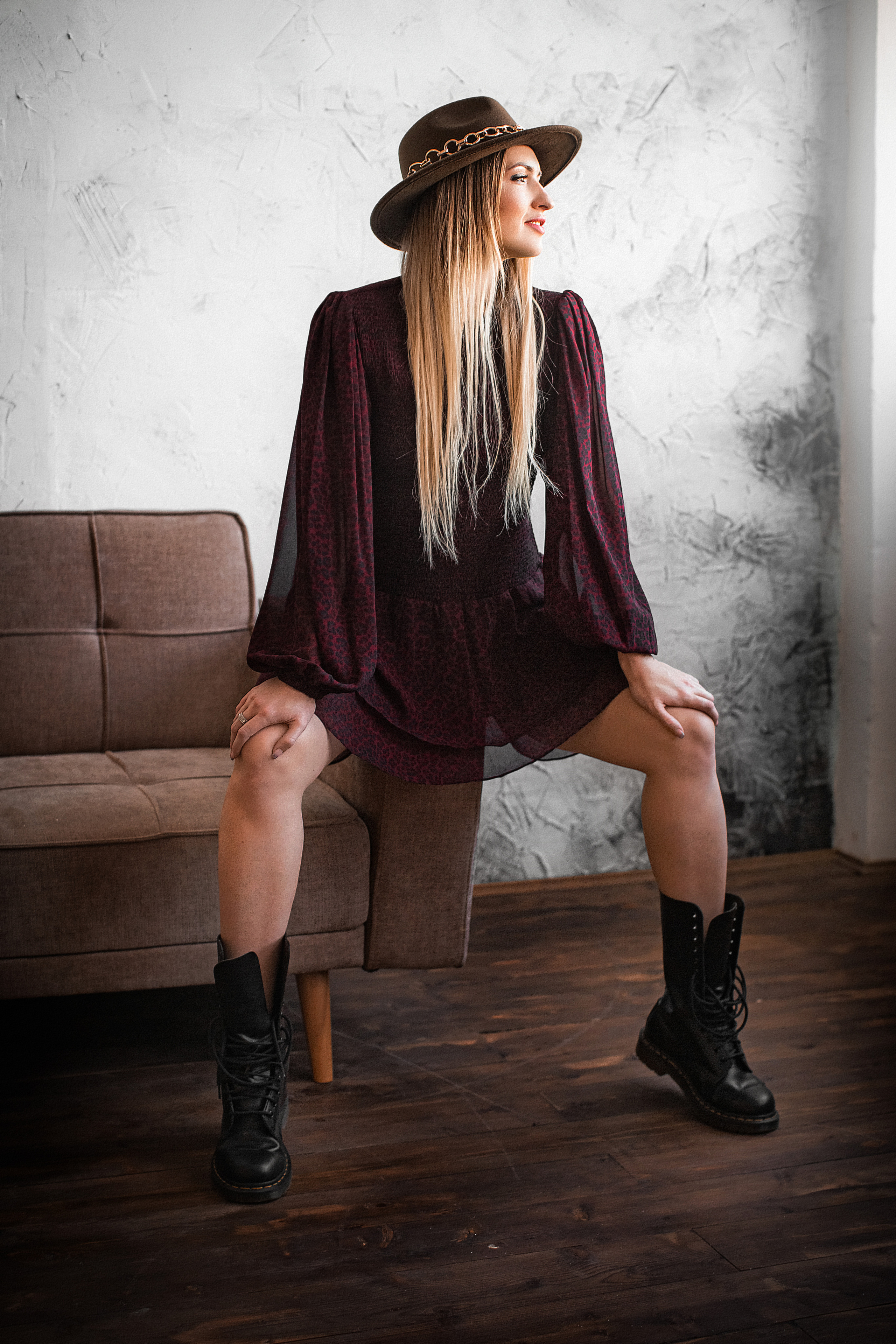 ЖЕНСКИЙ ПОРТРЕТ, СТУДИЯ. АНЖЕЛИКА. Фотограф в Москве Оксана Цехмистер