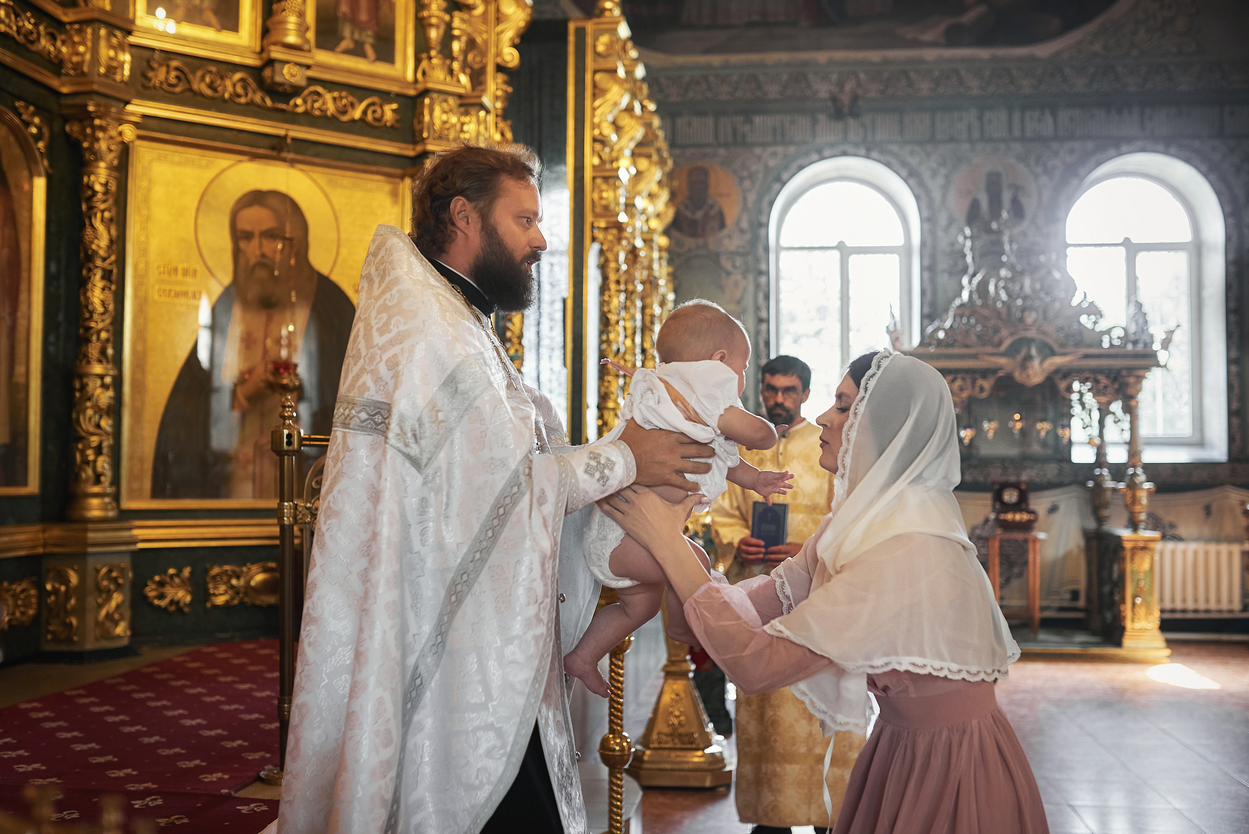 Крещение Алисы в храме преп. Серафима Саровского. Семейный фотограф в Ростове-на-Дону Татьяна Литвинова