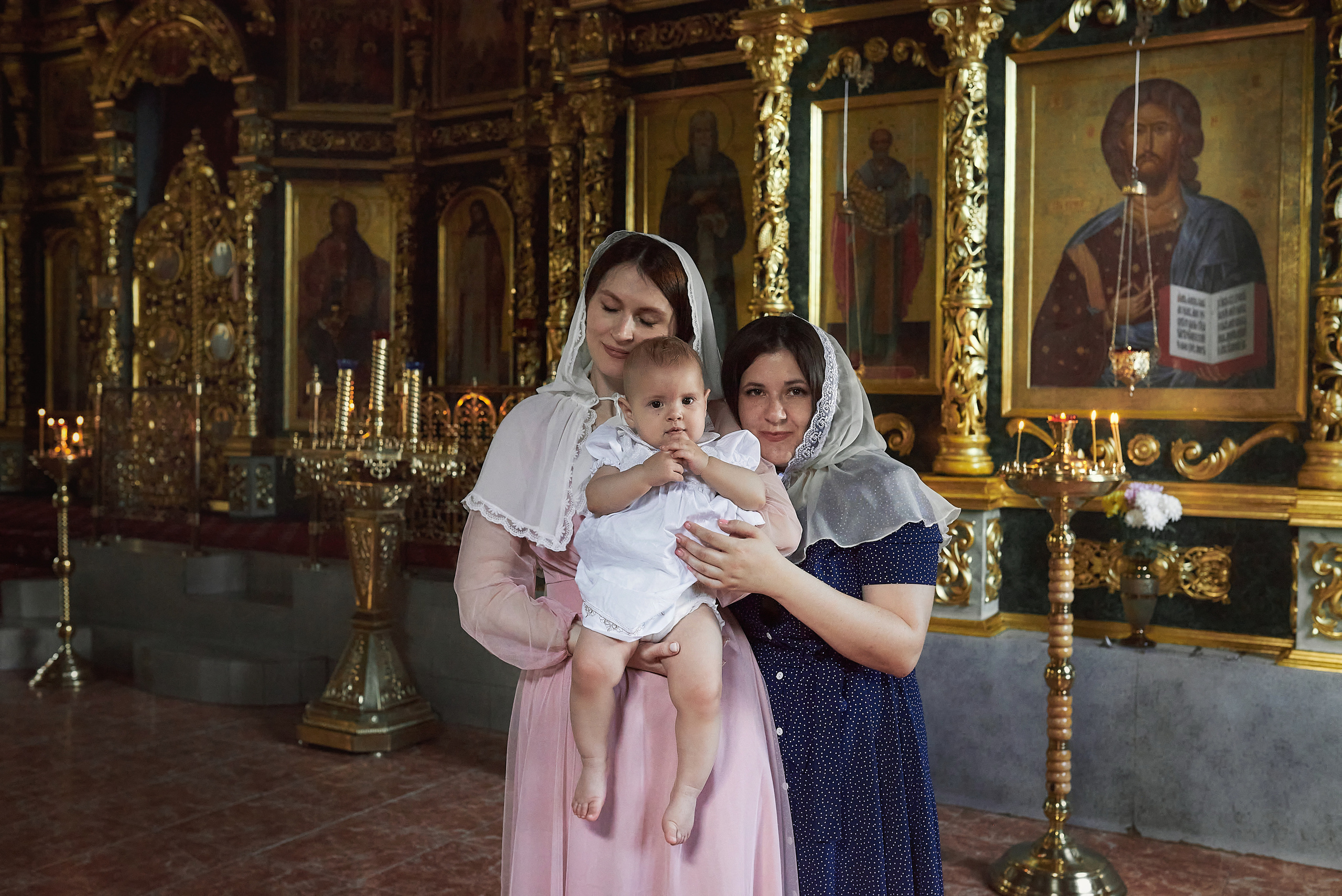 Крещение Алисы в храме преп. Серафима Саровского. Семейный фотограф в Ростове-на-Дону Татьяна Литвинова