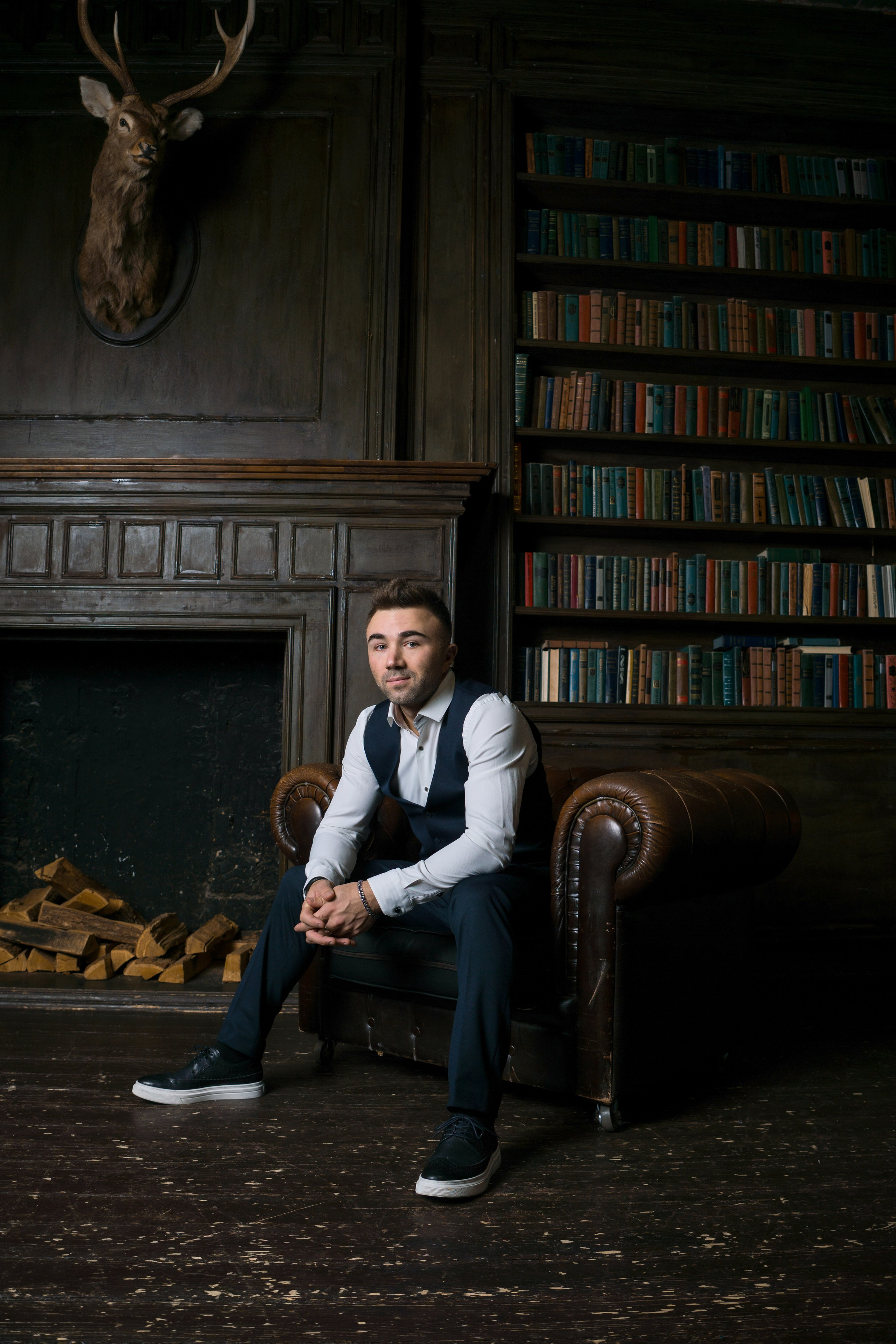 Ведущий Илья. Фотограф