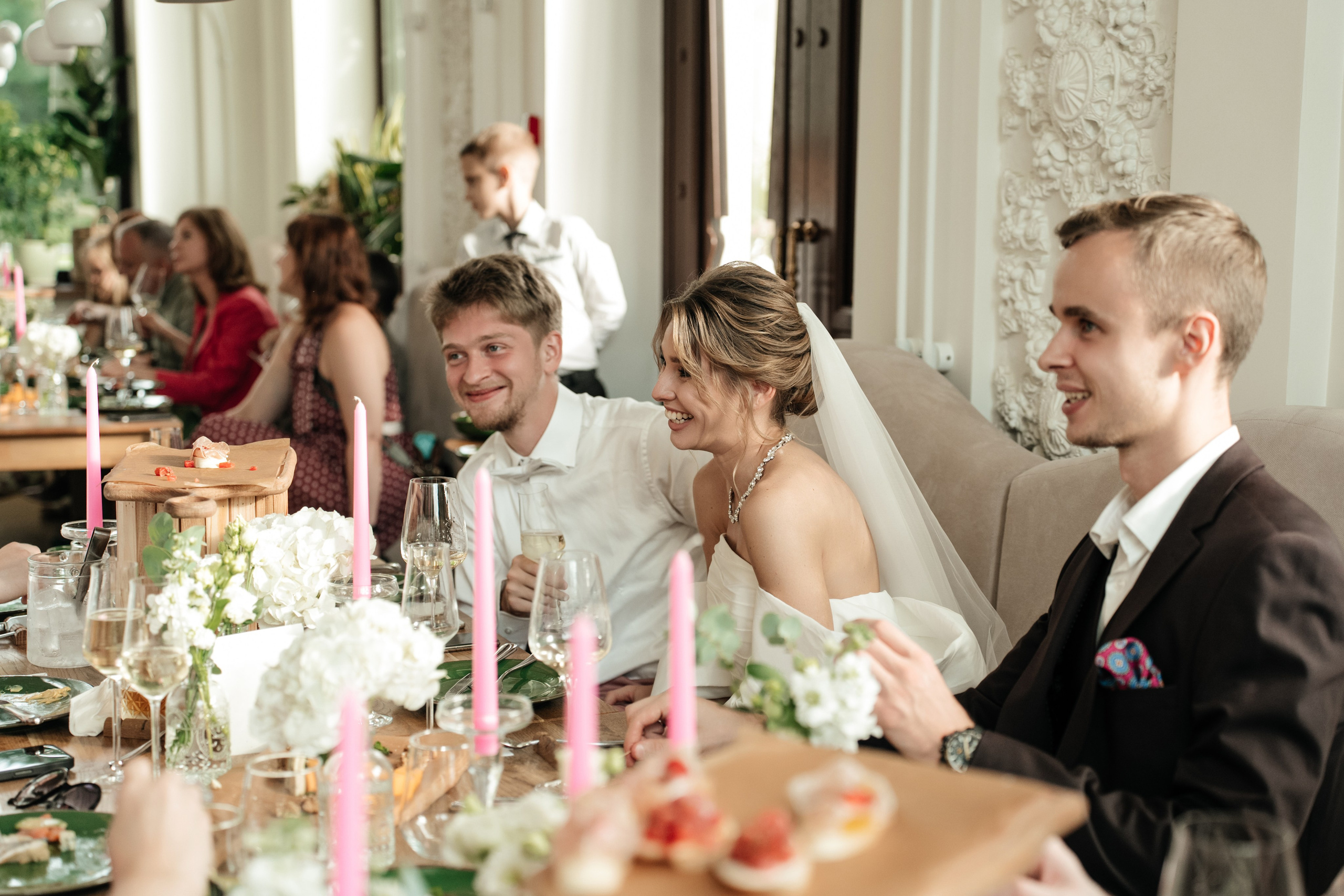 Ресторан Домик в саду, ВДНХ. Свадебный фотограф Москва Александра Аверкова