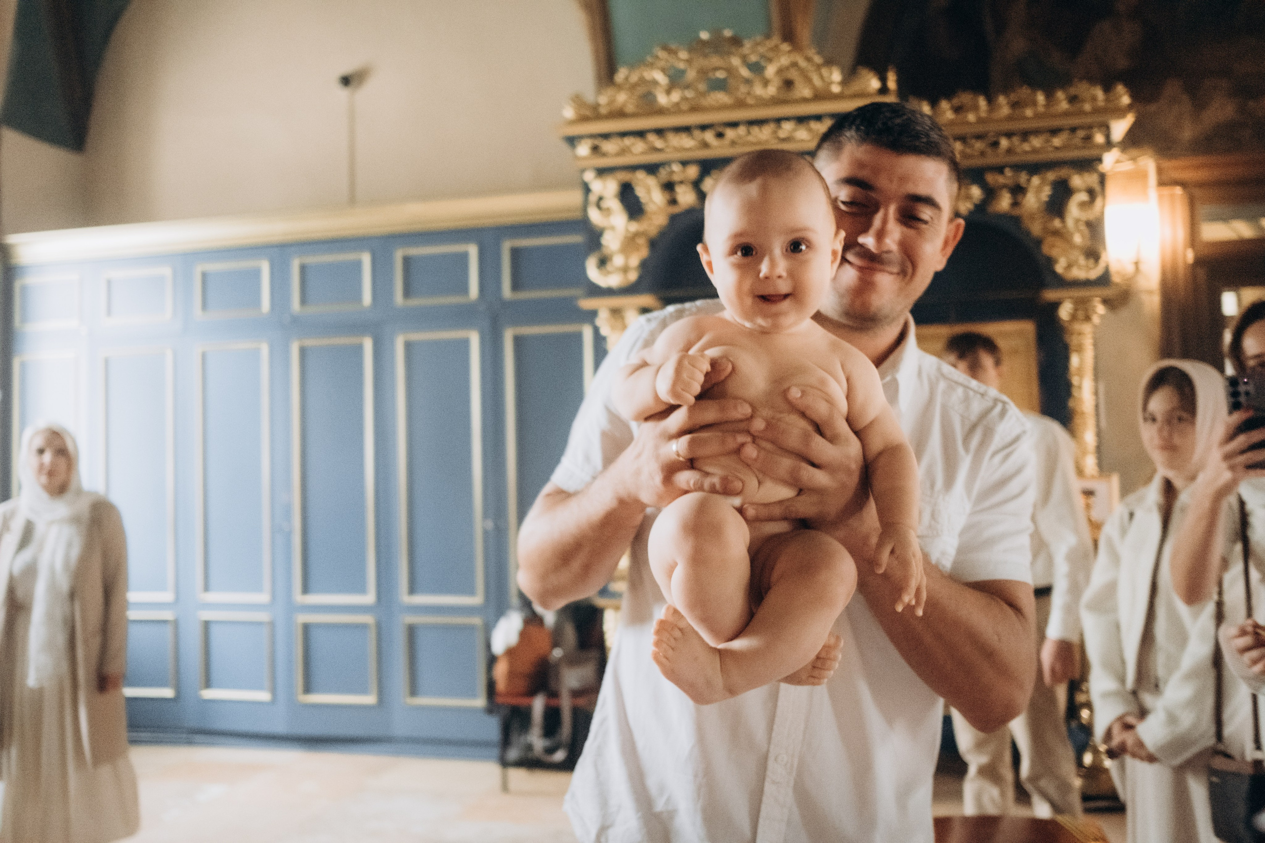 Крещение Киры. Главная