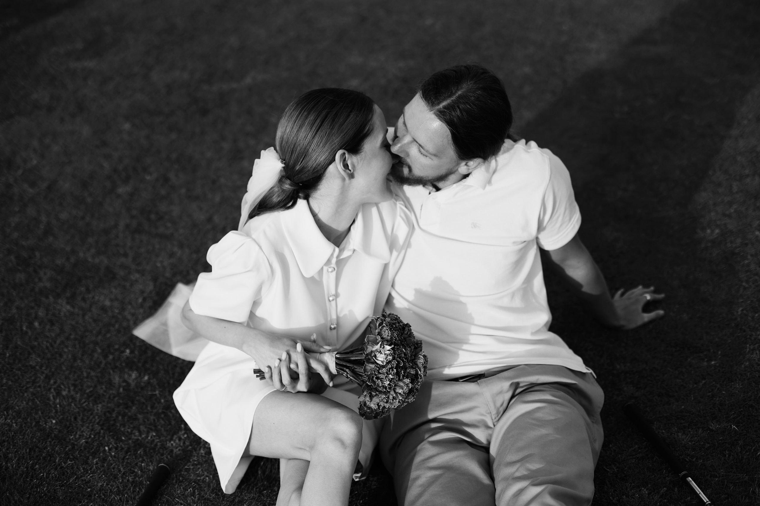 Свадебная фотосессия в гольф-клубе Петергофа. Свадебный и love story фотограф в Санкт-Петербурге (Спб) Natali Iva