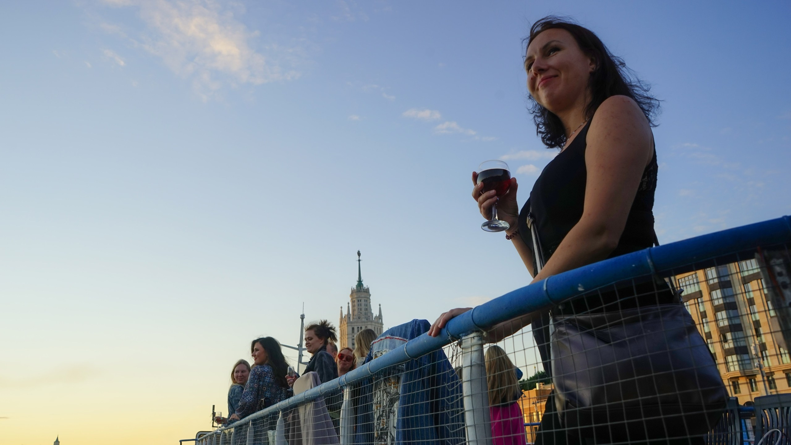 Танцы на воде | 24.07.21. Галерея Фантим