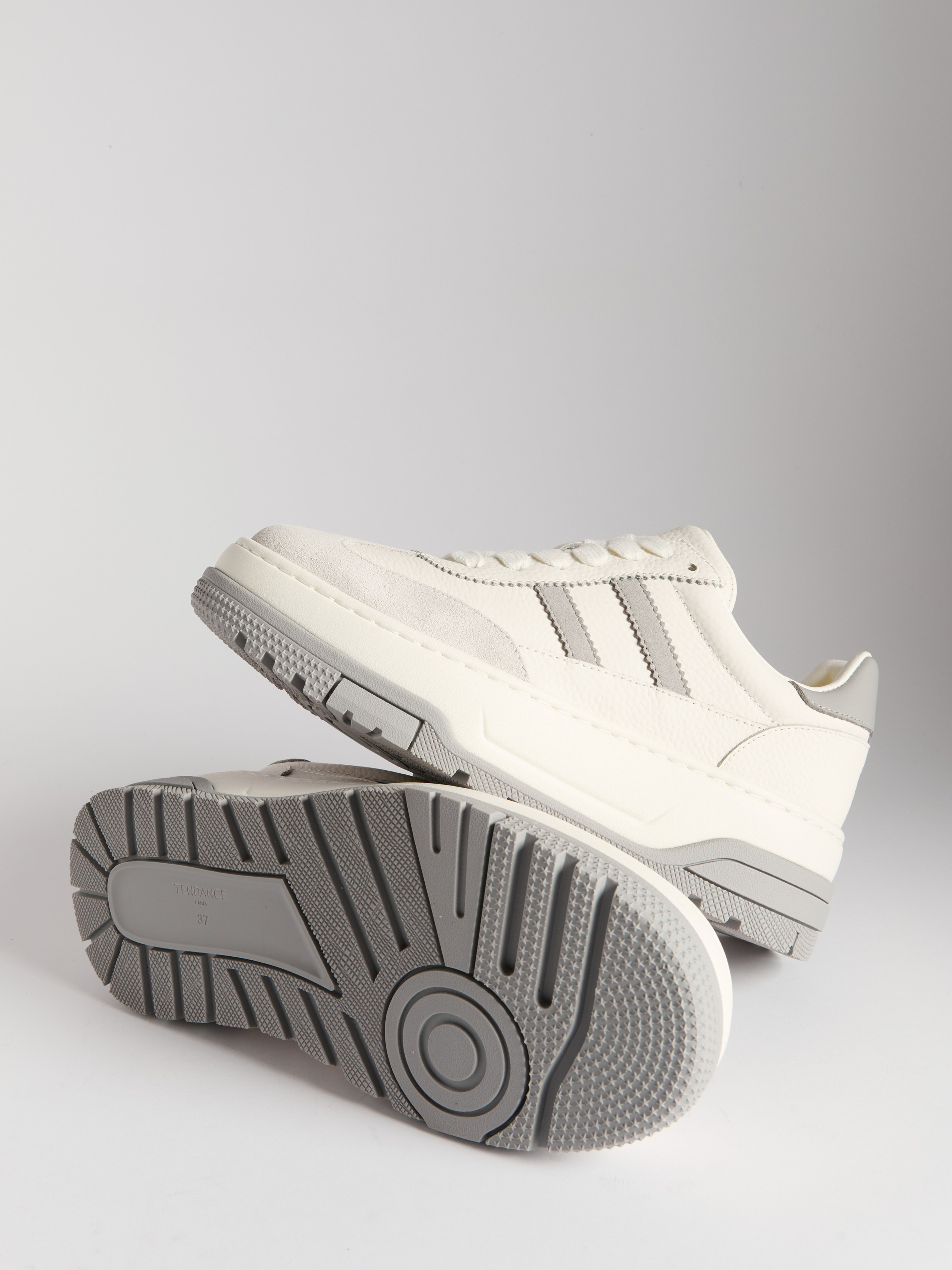 Предметный фотограф в Москве Евгений Шубин