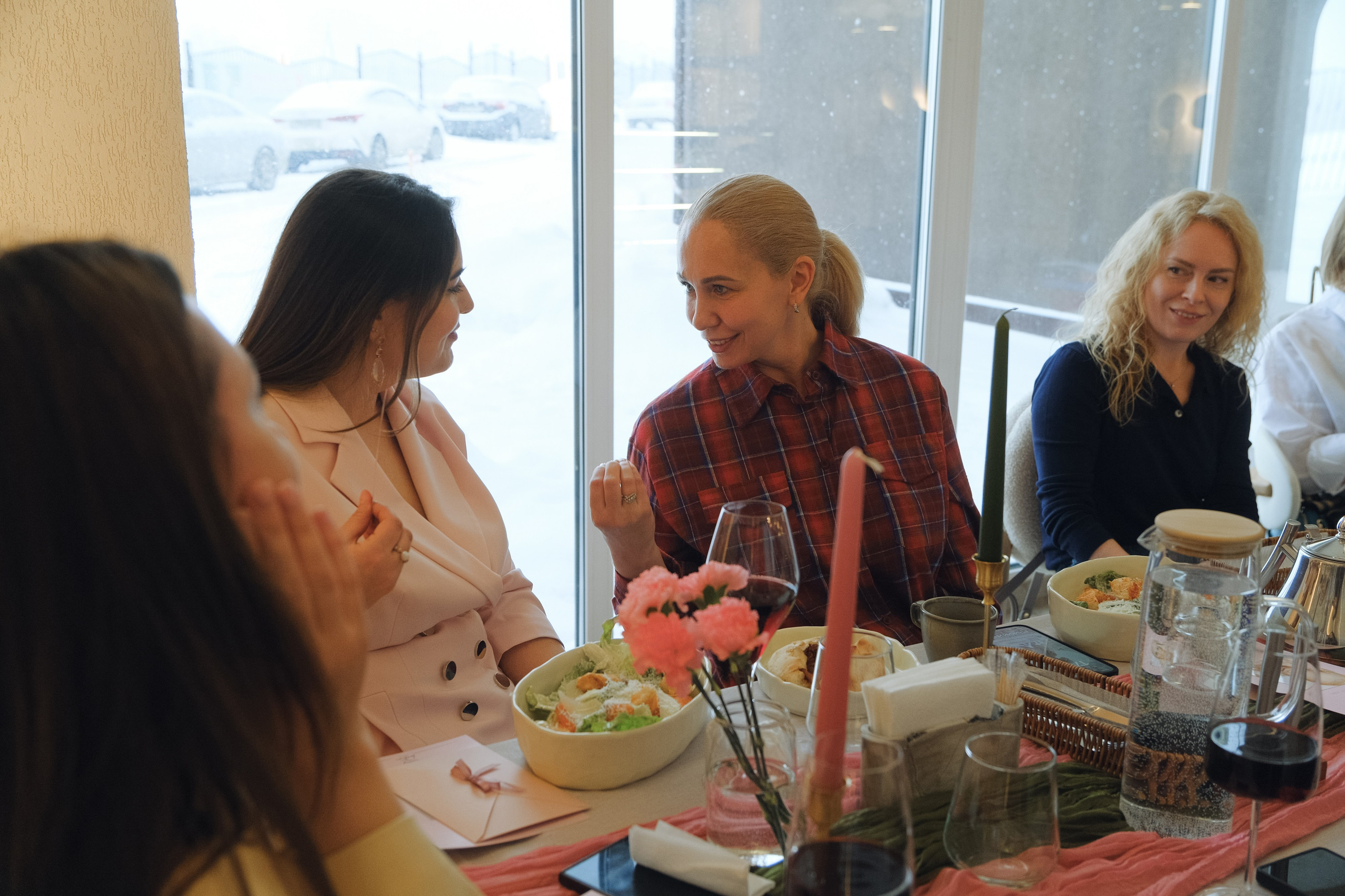 Девичник в кафе Im tun. Фотограф Софья Володкина