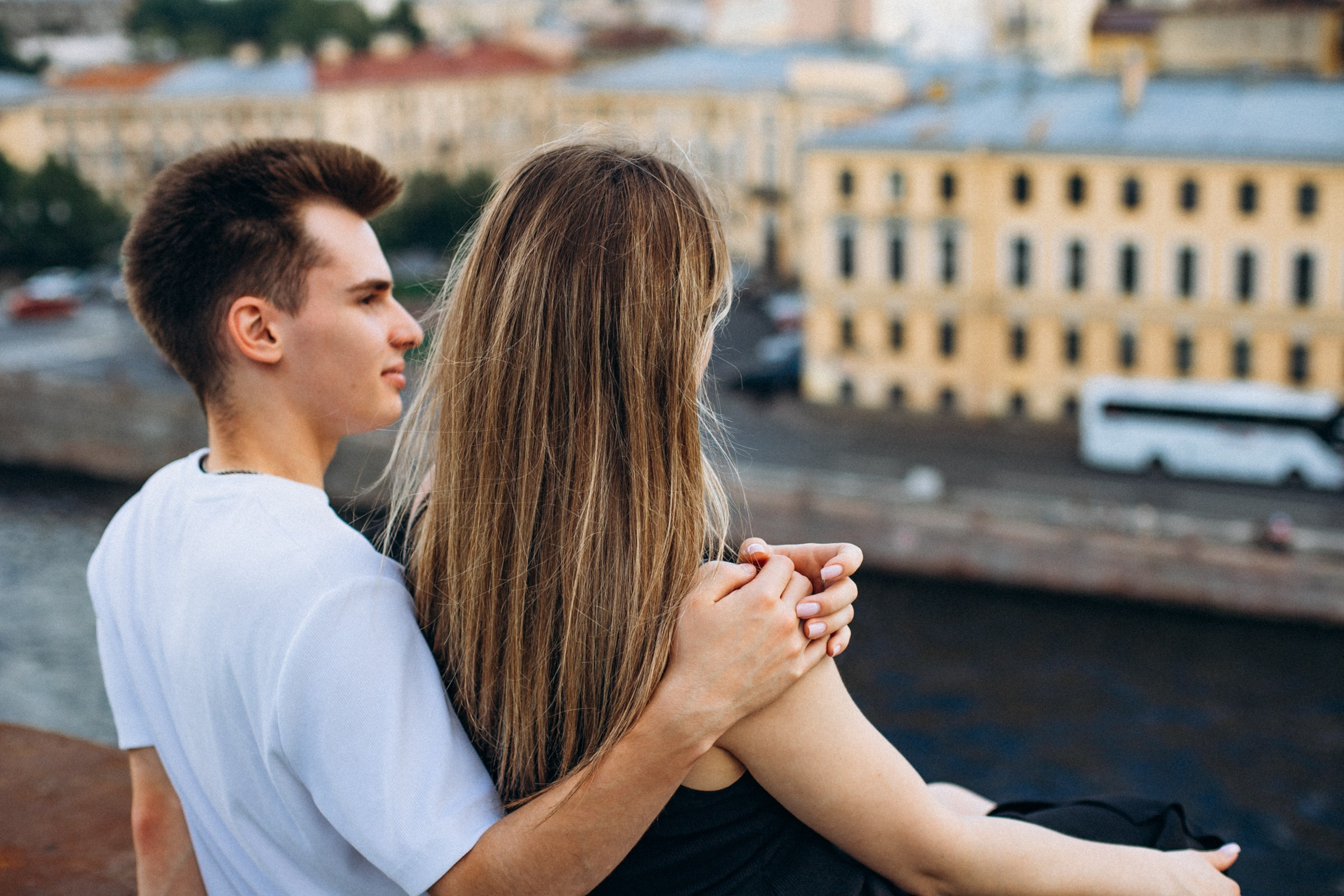 Максим и Анна в июле. Фотопрогулка в Петербурге. Индивидуальный и семейный фотограф в Санкт-Петербурге
