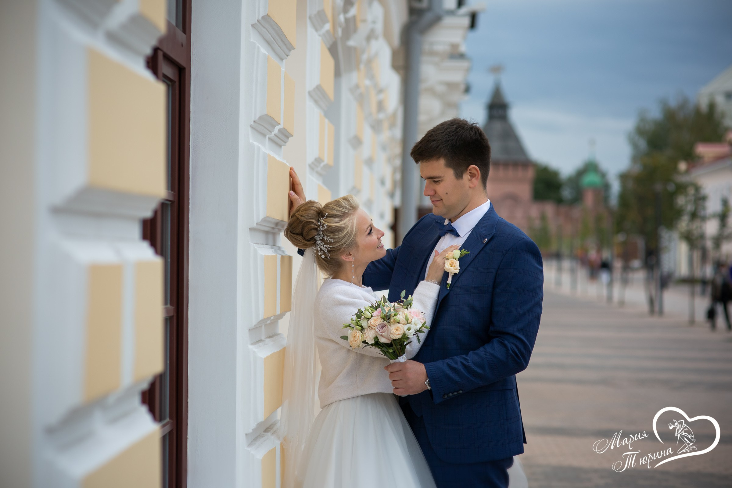 Прогулка по Набережной. Свадебная фотосъёмка в Москве, Туле