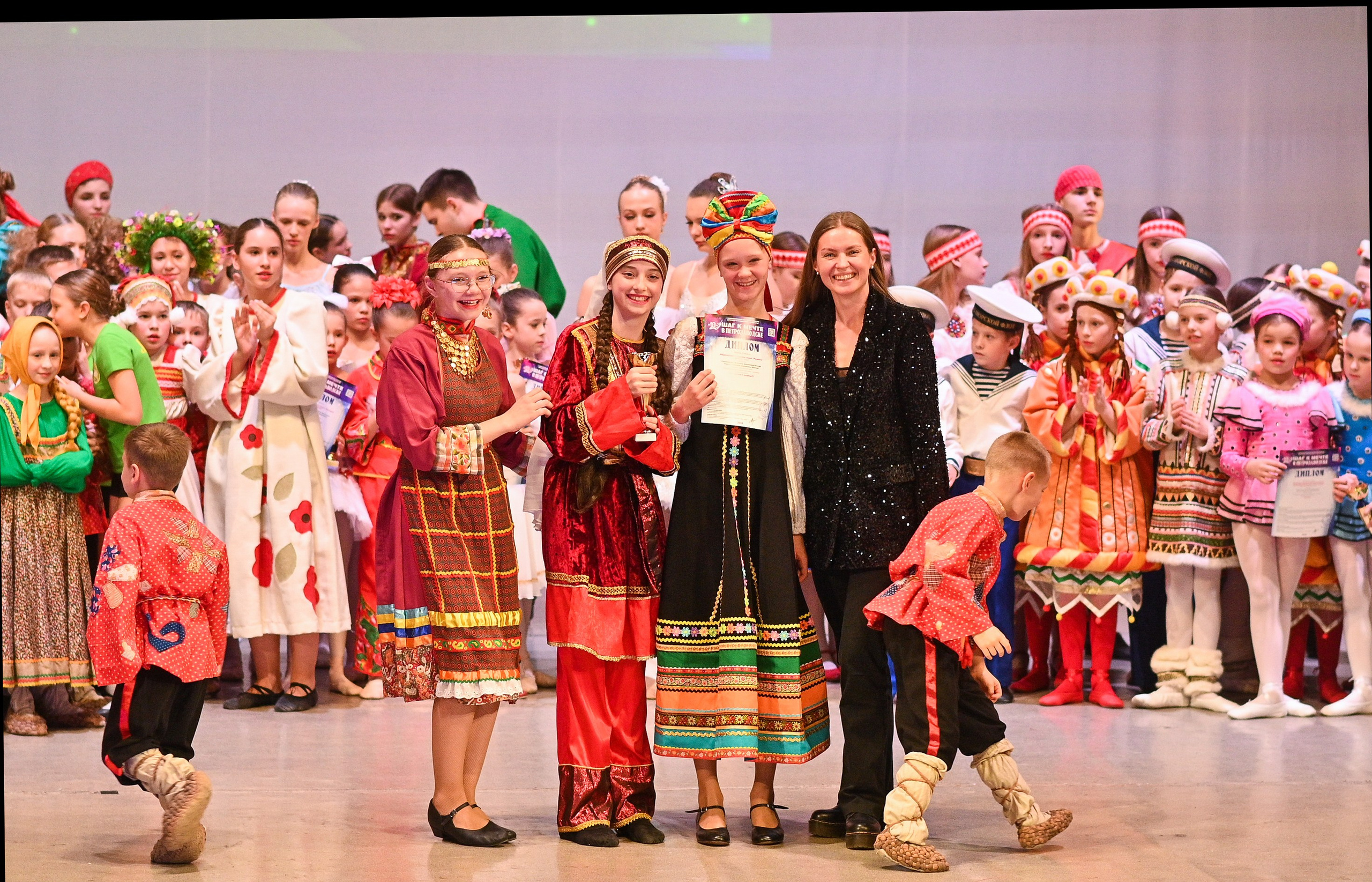 30.11.2024 Фестивальное движение «Шаг к мечте» г. Петрозаводск. Медиастудия Фото Концепт