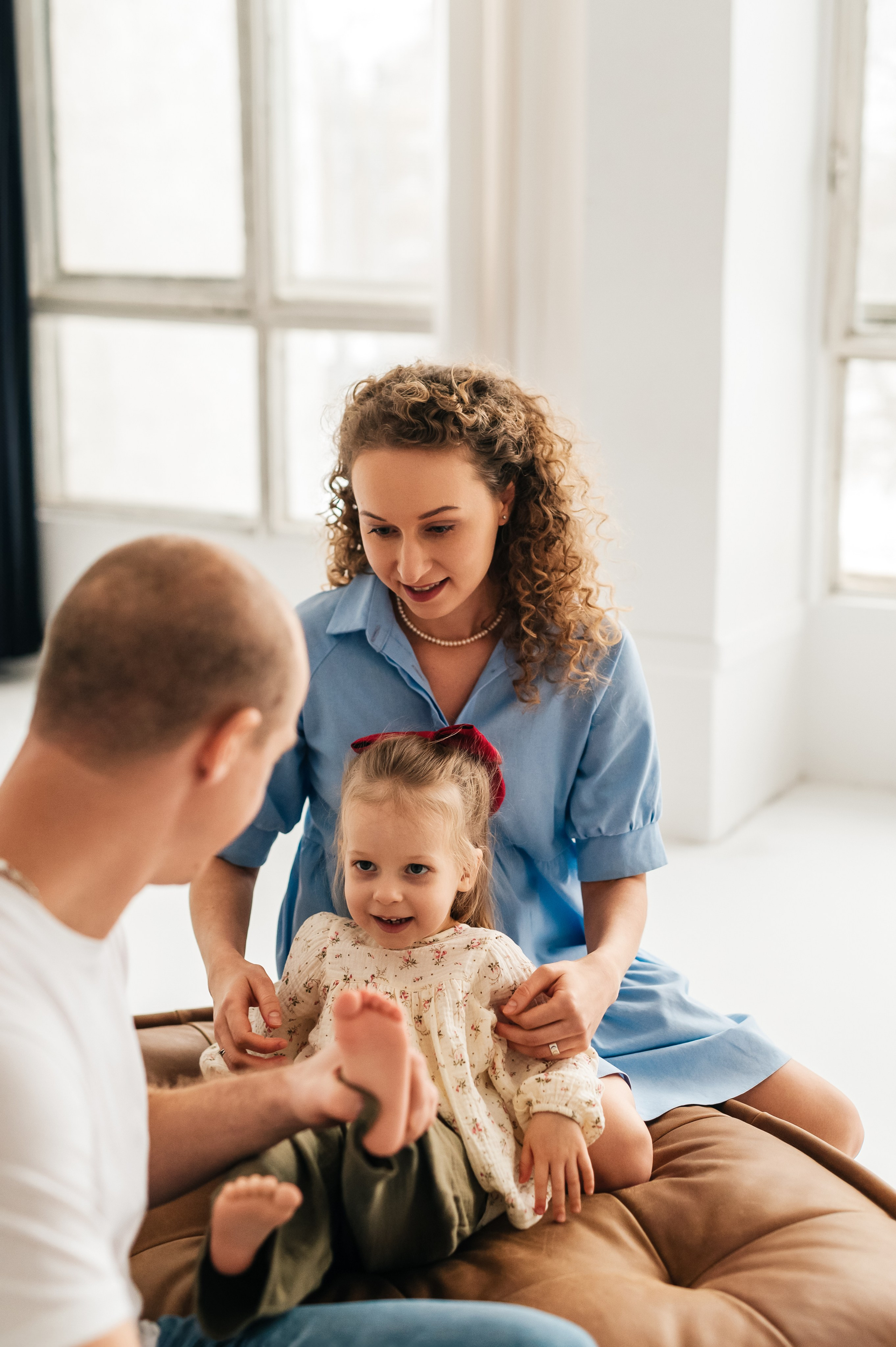 Январская егоза в фотостудии. Семейный фотограф. Lifestyle. Москва. Анастасия Михайлова