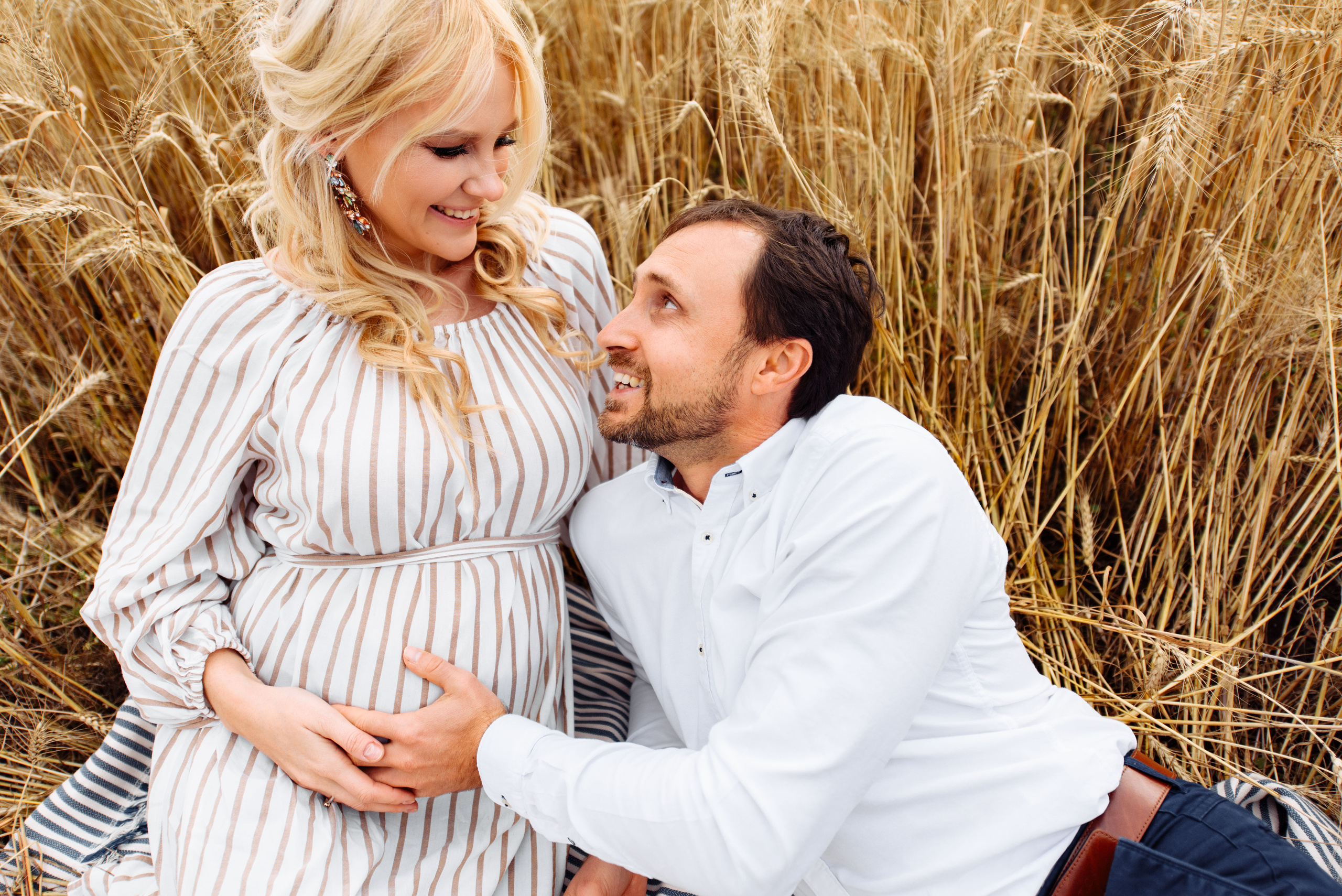 Фотосессия беременности в пшеничном поле | фотосессия в поле. Свадебный и семейный фотограф в Уфе | Винс Константин | Фотопроекты