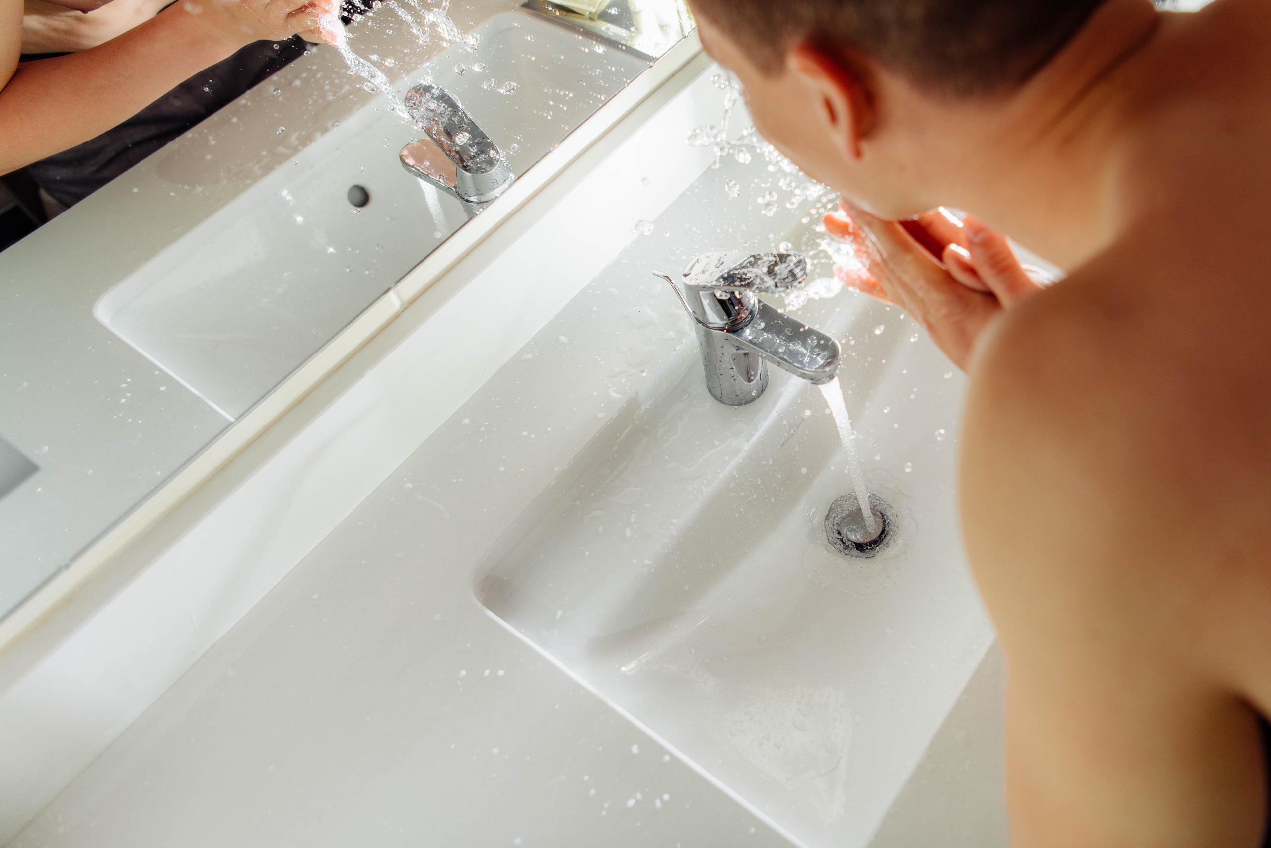 Утро жениха и невесты в отеле Hilton Garden Inn Ufa Riverside | Свадьб. Свадебный и семейный фотограф в Уфе | Винс Константин | Фотопроекты