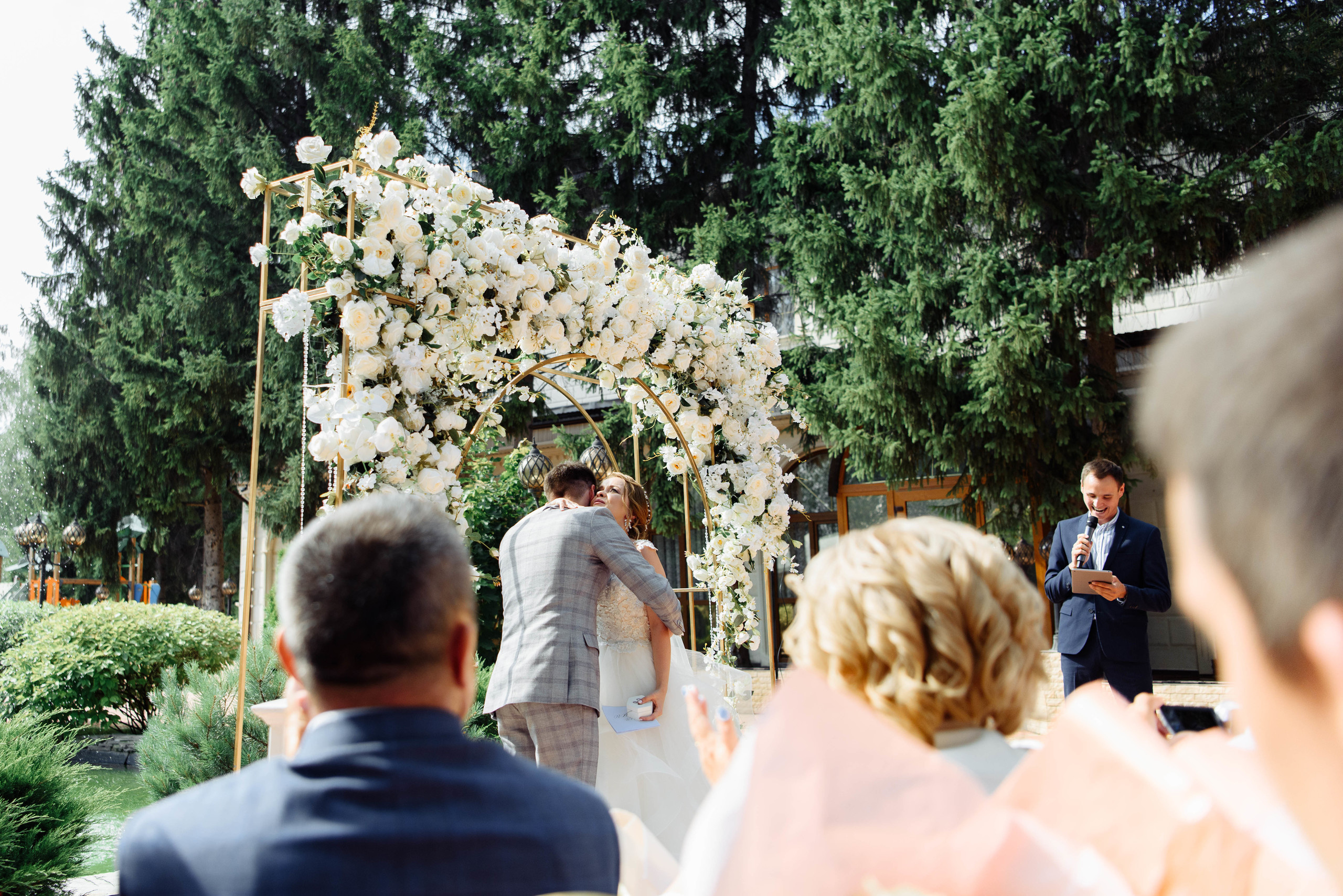 Утро жениха и невесты в отеле Hilton Garden Inn Ufa Riverside | Свадьб. Свадебный и семейный фотограф в Уфе | Винс Константин | Фотопроекты