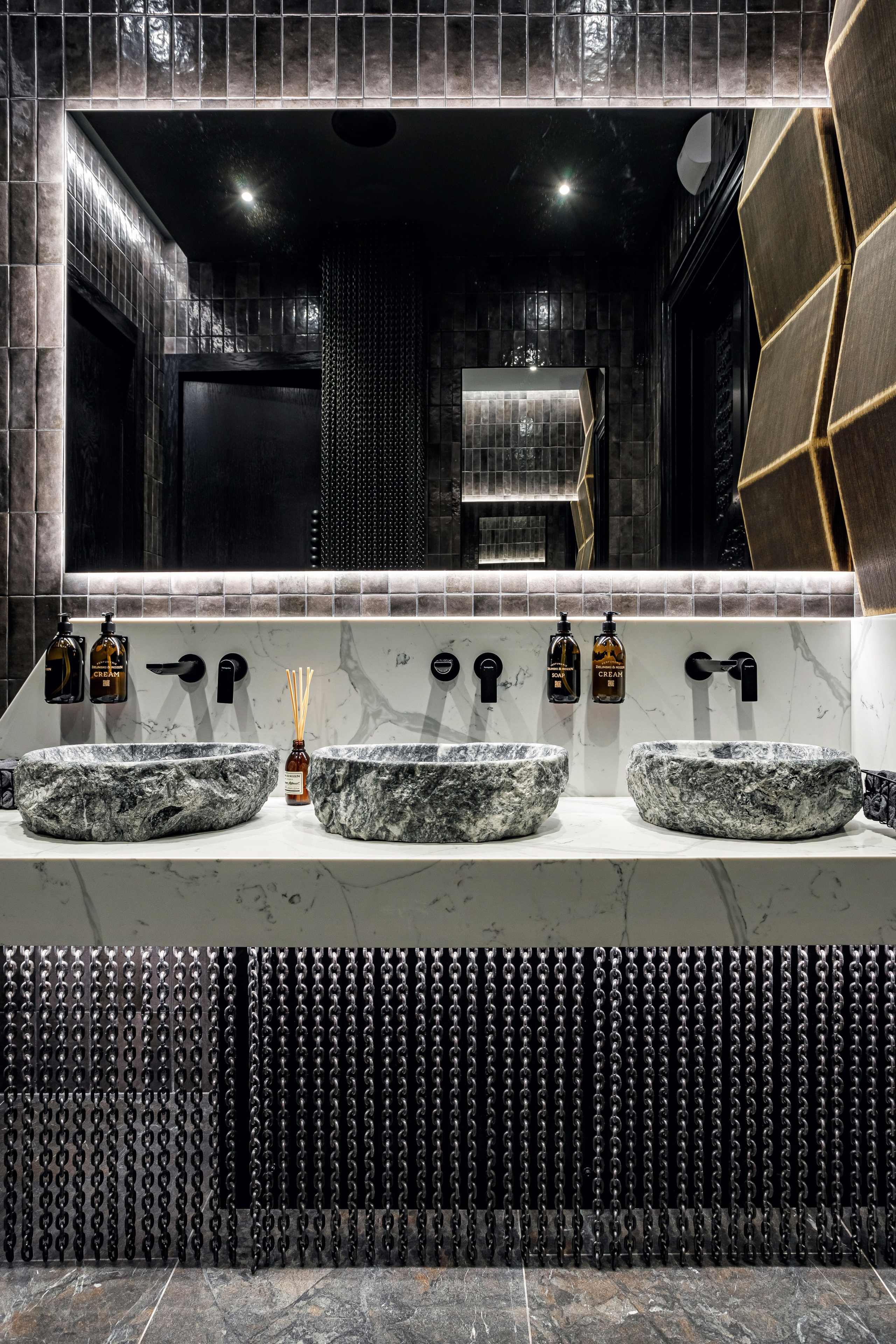 Интерьерная фотосъёмка ресторана. Свадебный, семейный, интерьерный фотограф в Краснодаре Денис Голощапов