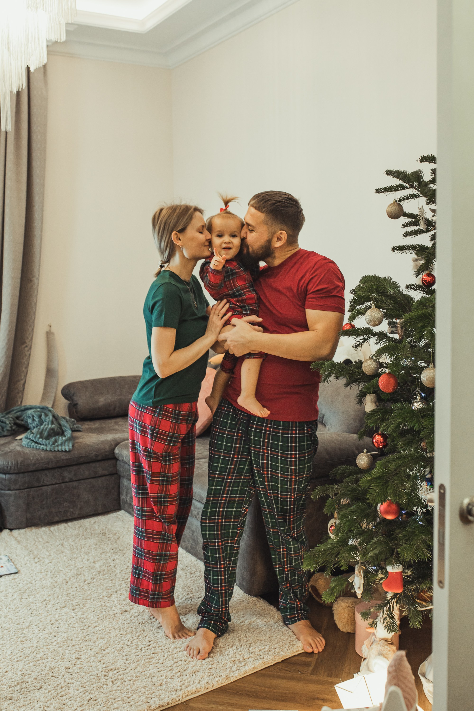 Марат, Светлана и Карина. Свадебный и семейный фотограф в Колпино и СПб Юлия Папанова