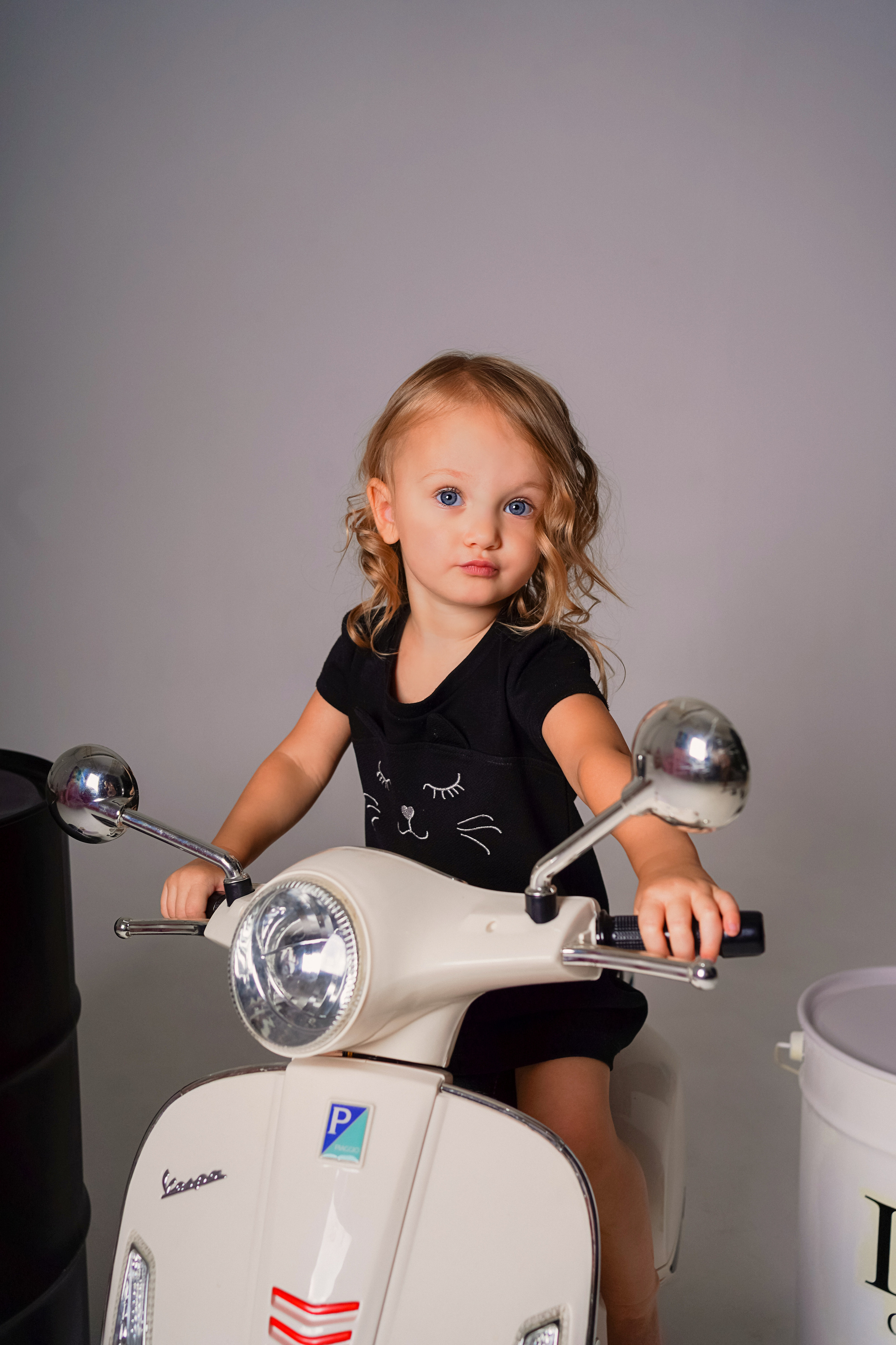 Девочки. Детский и семейный фотограф. Фотограф новорожденный в Астрахани Марина