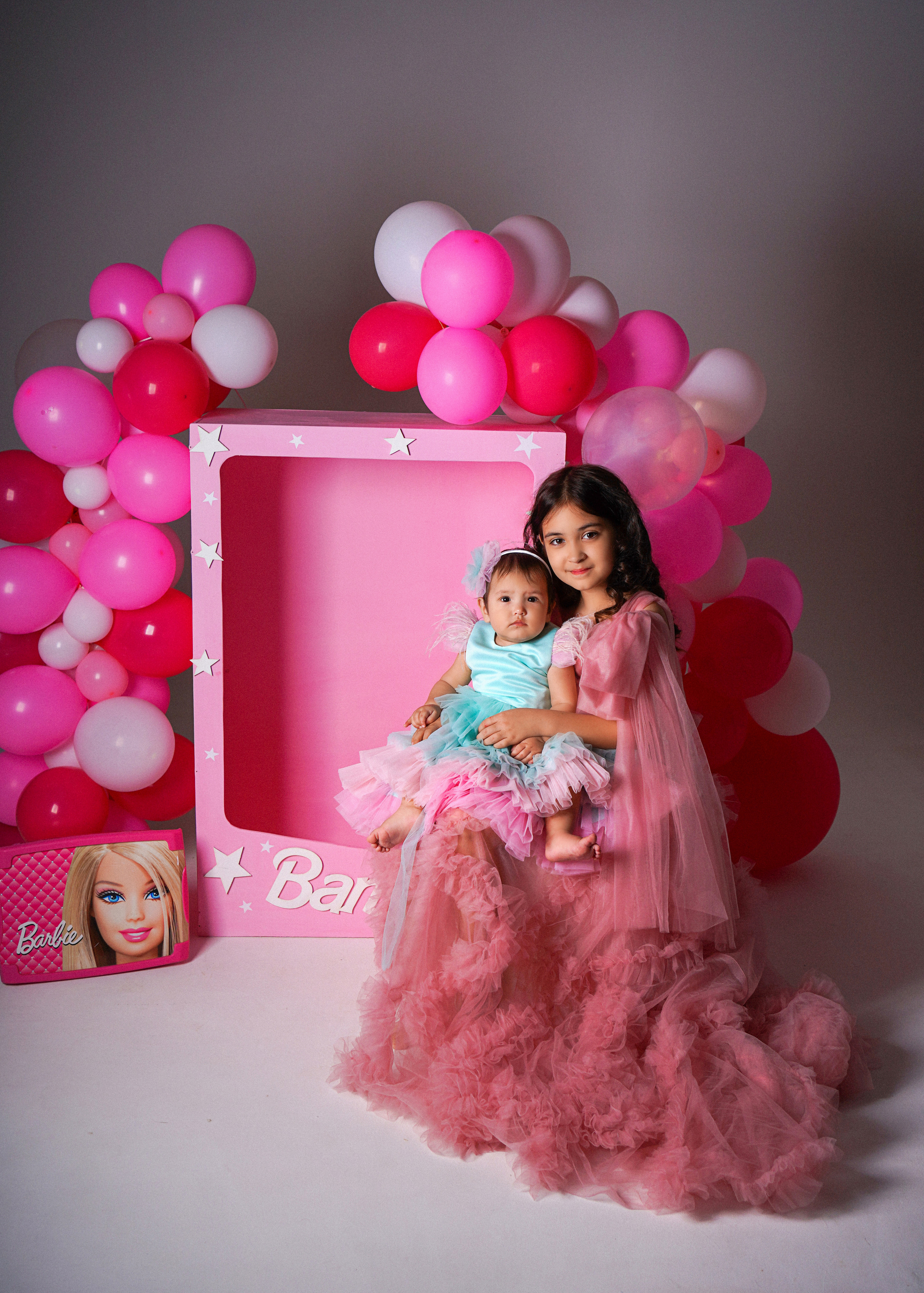 Девочки. Детский и семейный фотограф. Фотограф новорожденный в Астрахани Марина