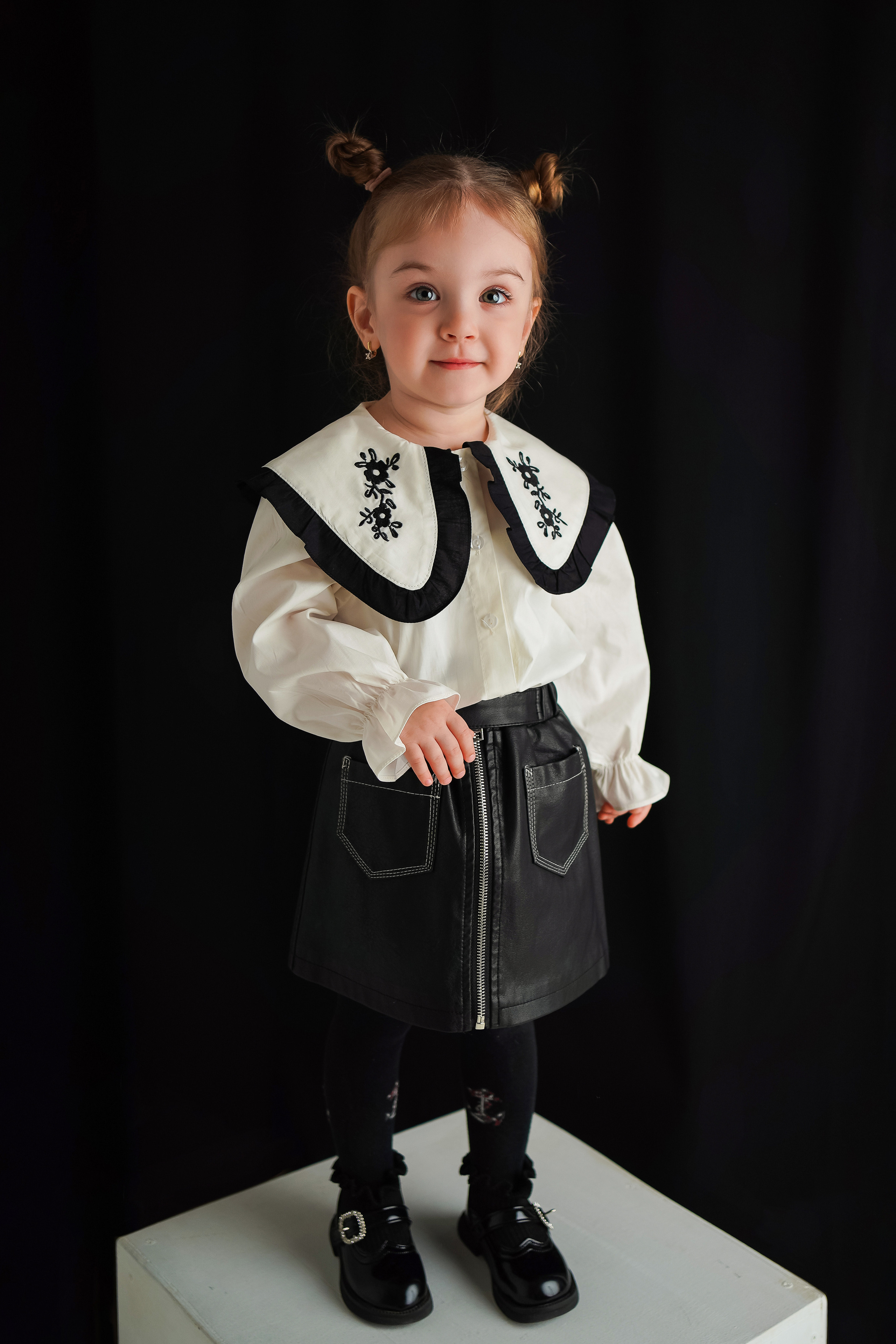 Девочки. Детский и семейный фотограф. Фотограф новорожденный в Астрахани Марина