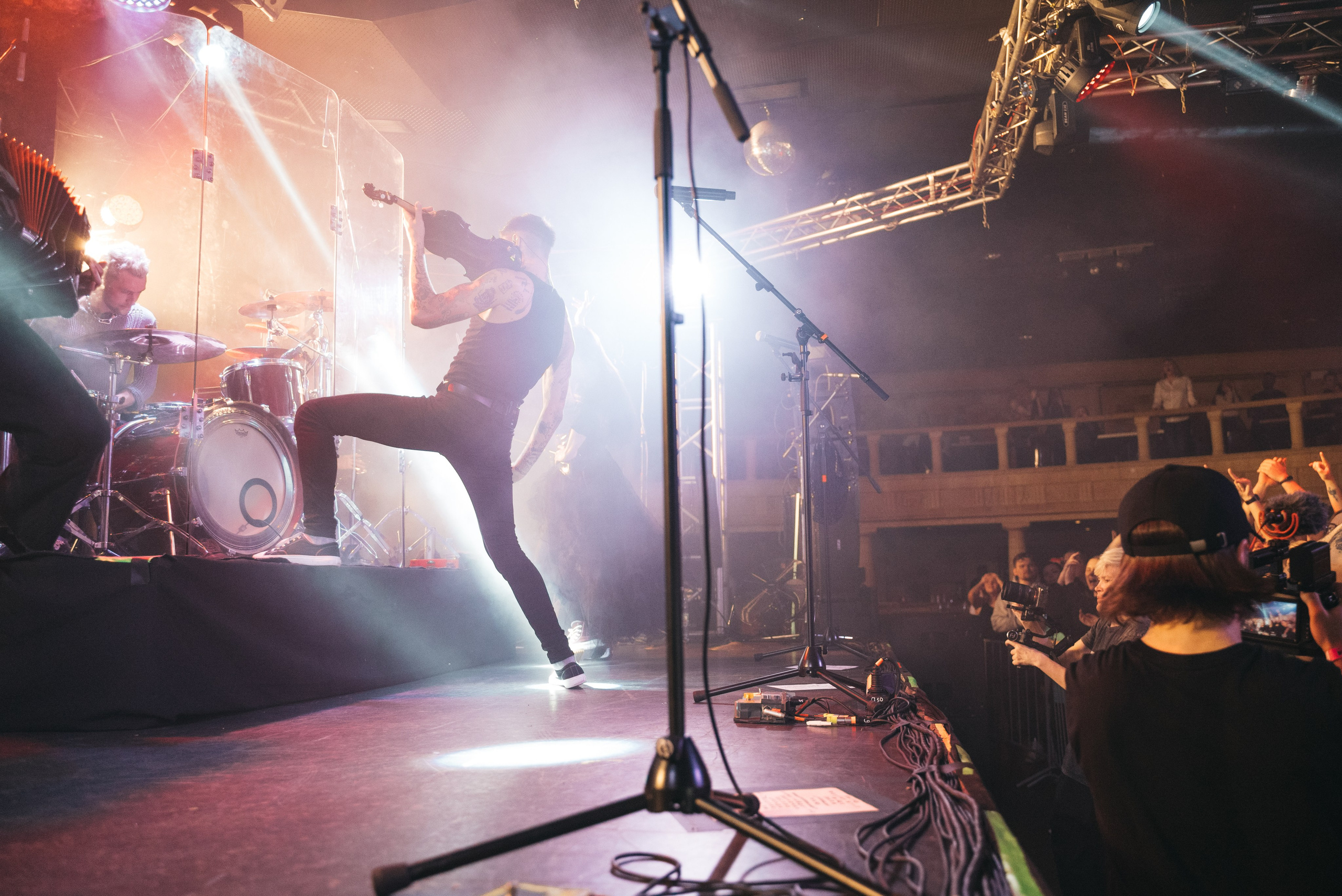 Концерт группы «The Hatters» 4.04.24. Репортажный и свадебный фотограф в Сургуте