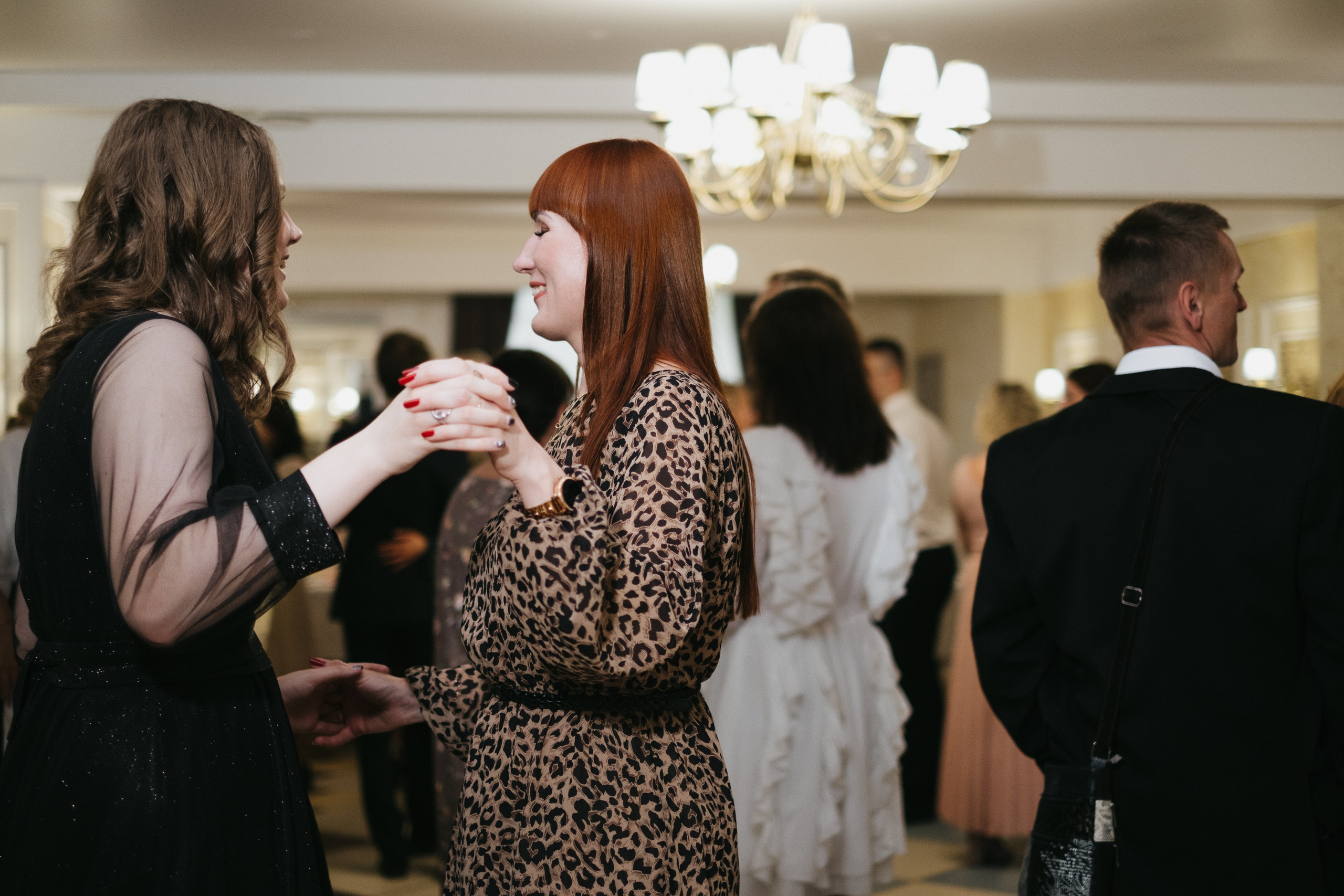 Выпускной 11 класс школы № 30. Свадебный и репортажной фотограф Денис Ожигин в Краснодаре и Краснодарском крае