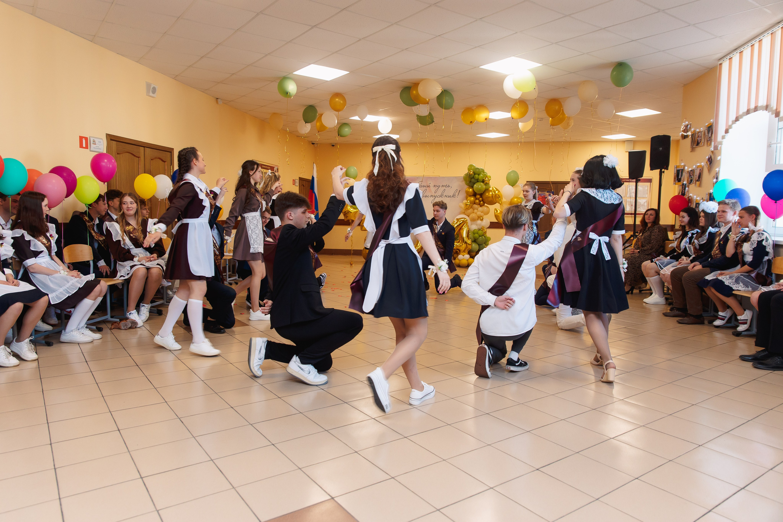 Последний звонок. Фотограф в Кронштадте и Санкт-Петербурге Анастасия Коваленко