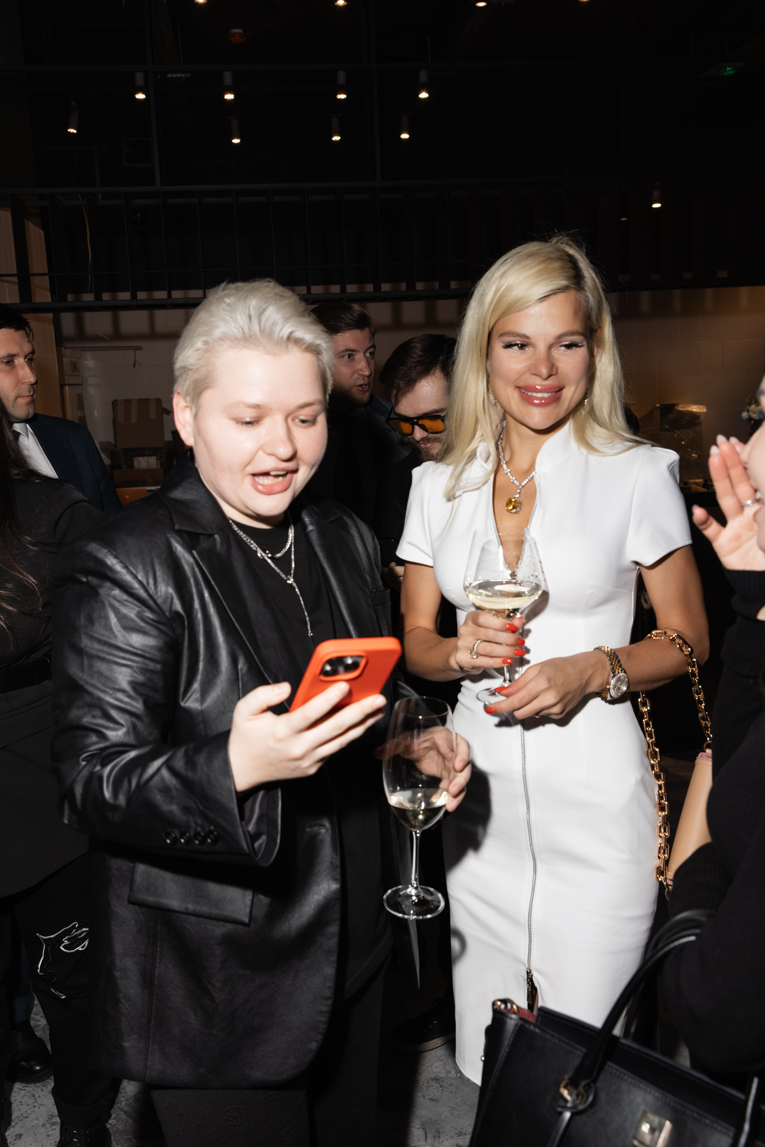 Светская хроника. Аксана Лисовская фотограф в Москве. Фотографии с характером