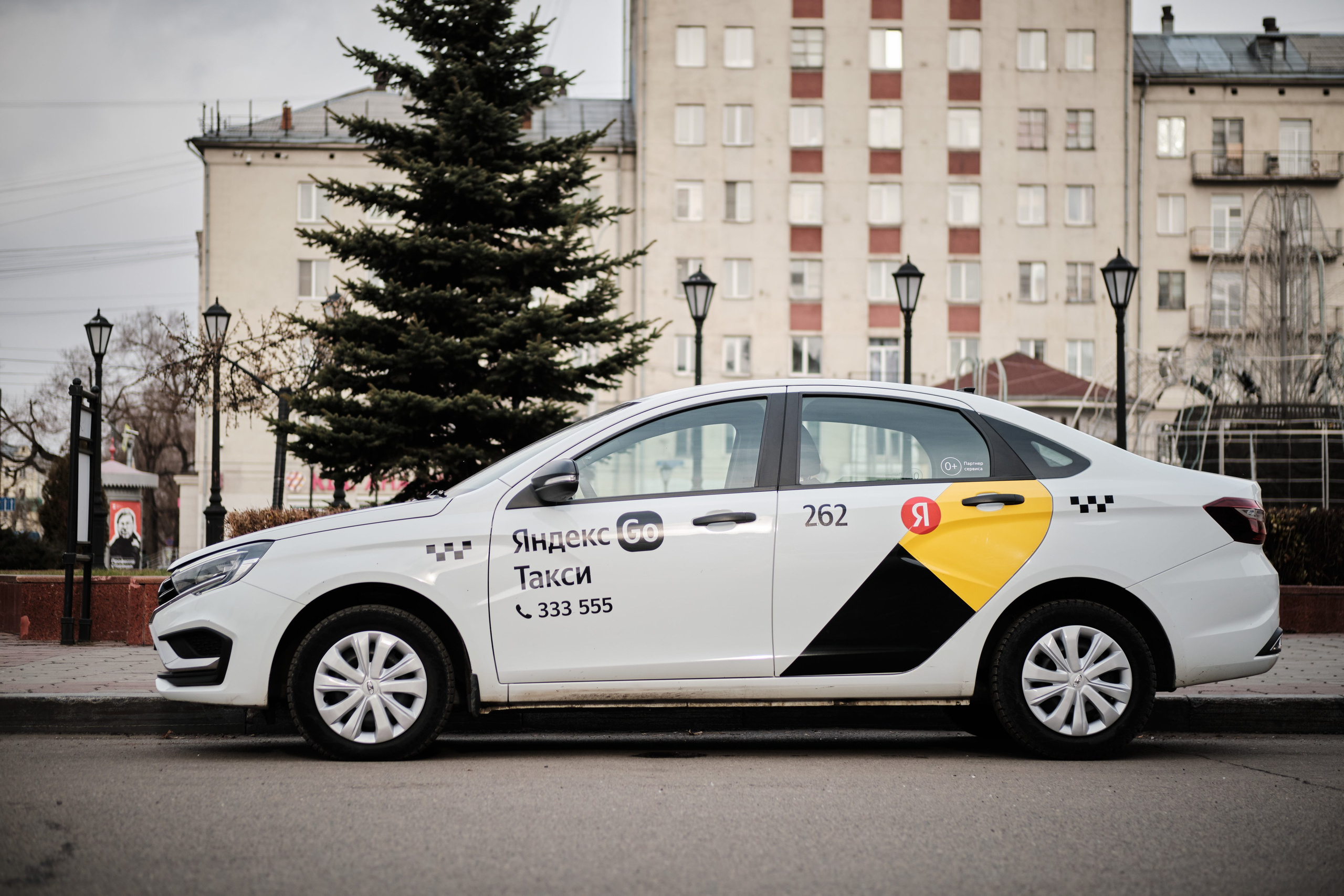 Новый автопарк Яндекс такси в Новокузнецке. Свадебный и семейный фотограф в Новокузнецке Иван Иванов