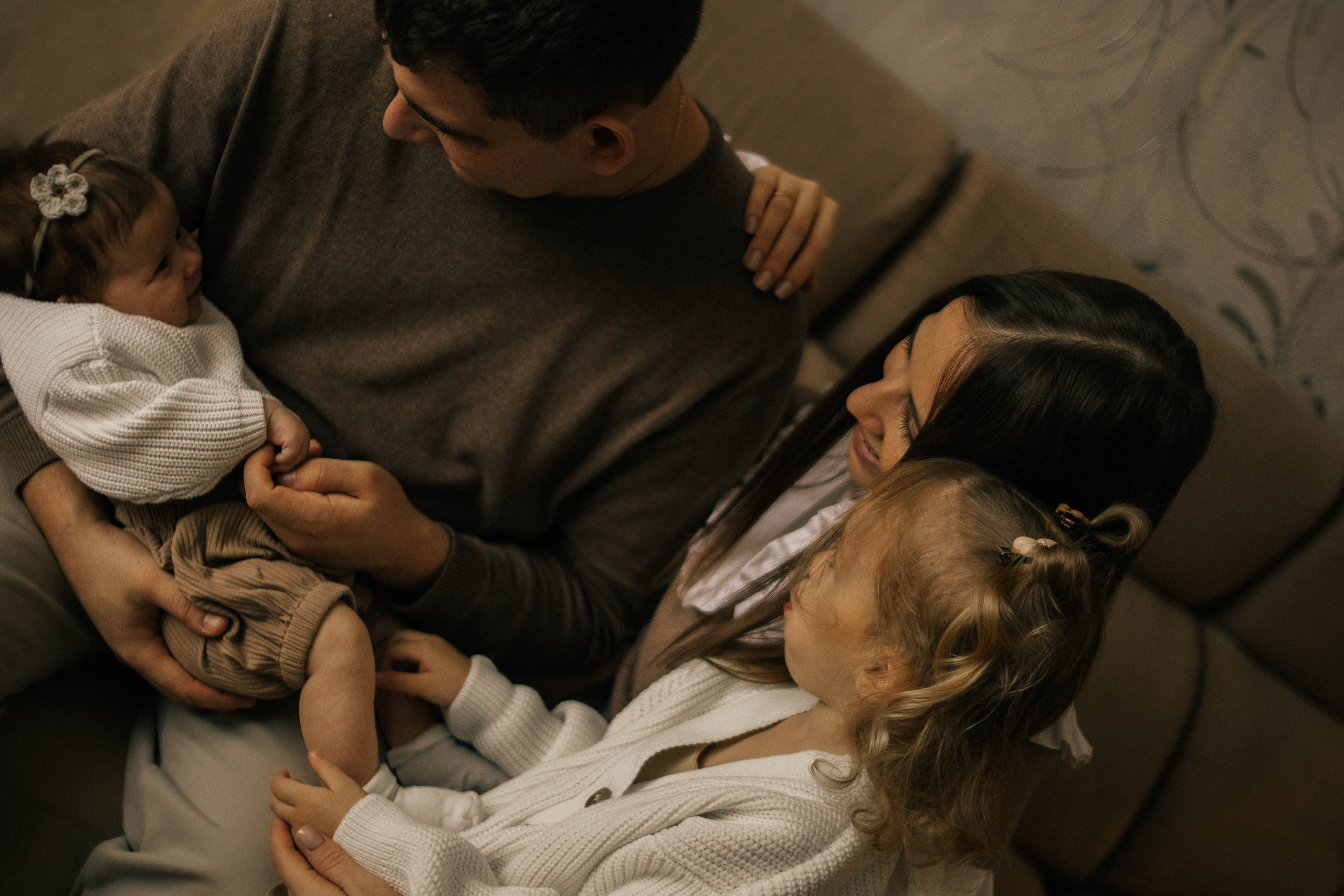 Анастасия, Андрей, Ариша и Анюта. Главная